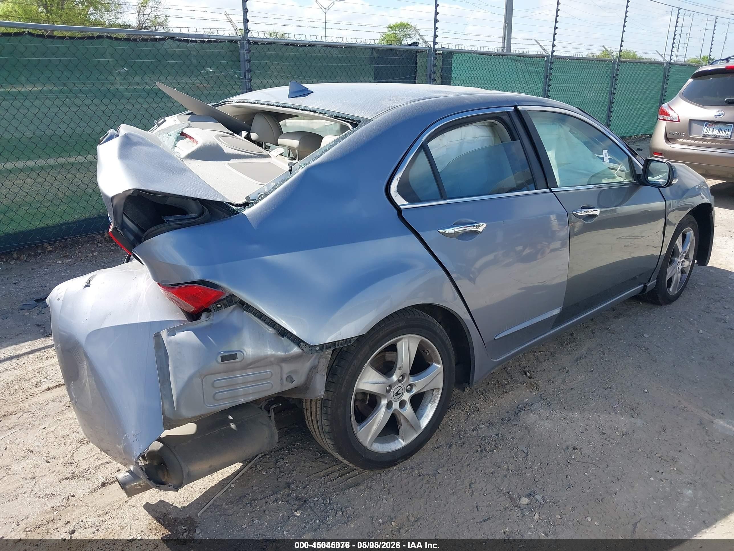 2011 Acura Tsx 2.4 Light Blue vin: JH4CU2F6XBC003528