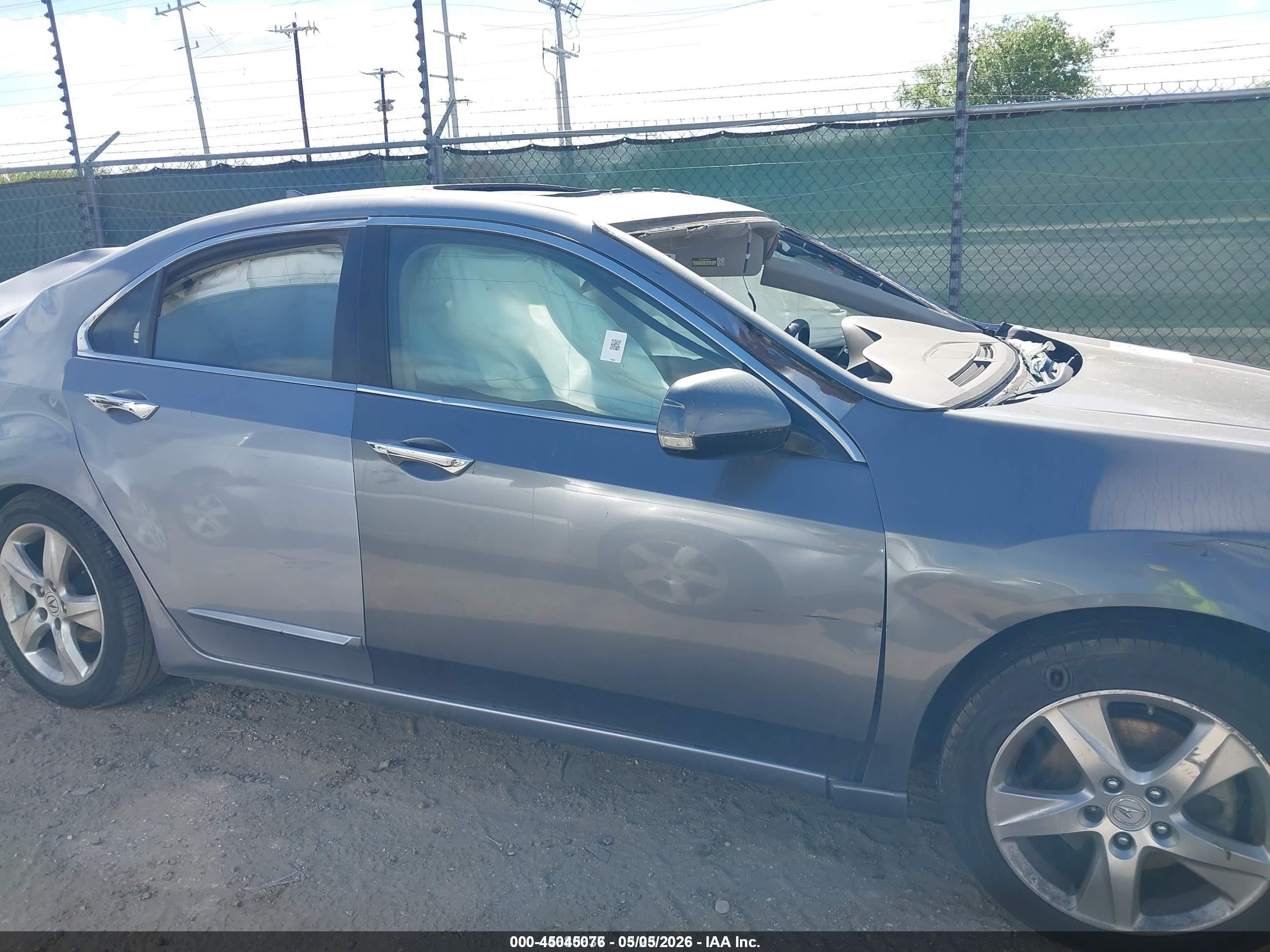 2011 Acura Tsx 2.4 Light Blue vin: JH4CU2F6XBC003528