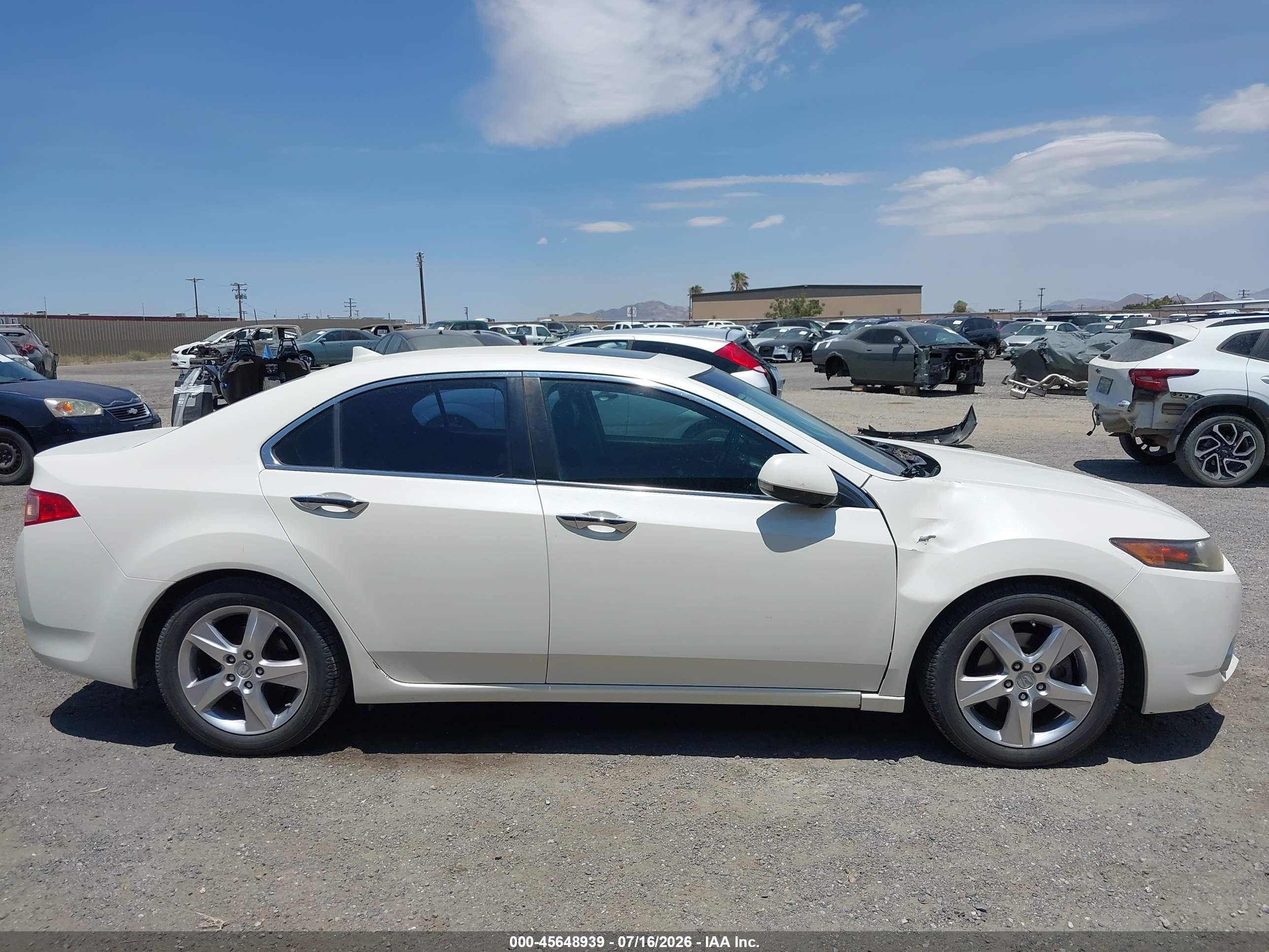 2011 Acura Tsx 2.4 White vin: JH4CU2F6XBC005683