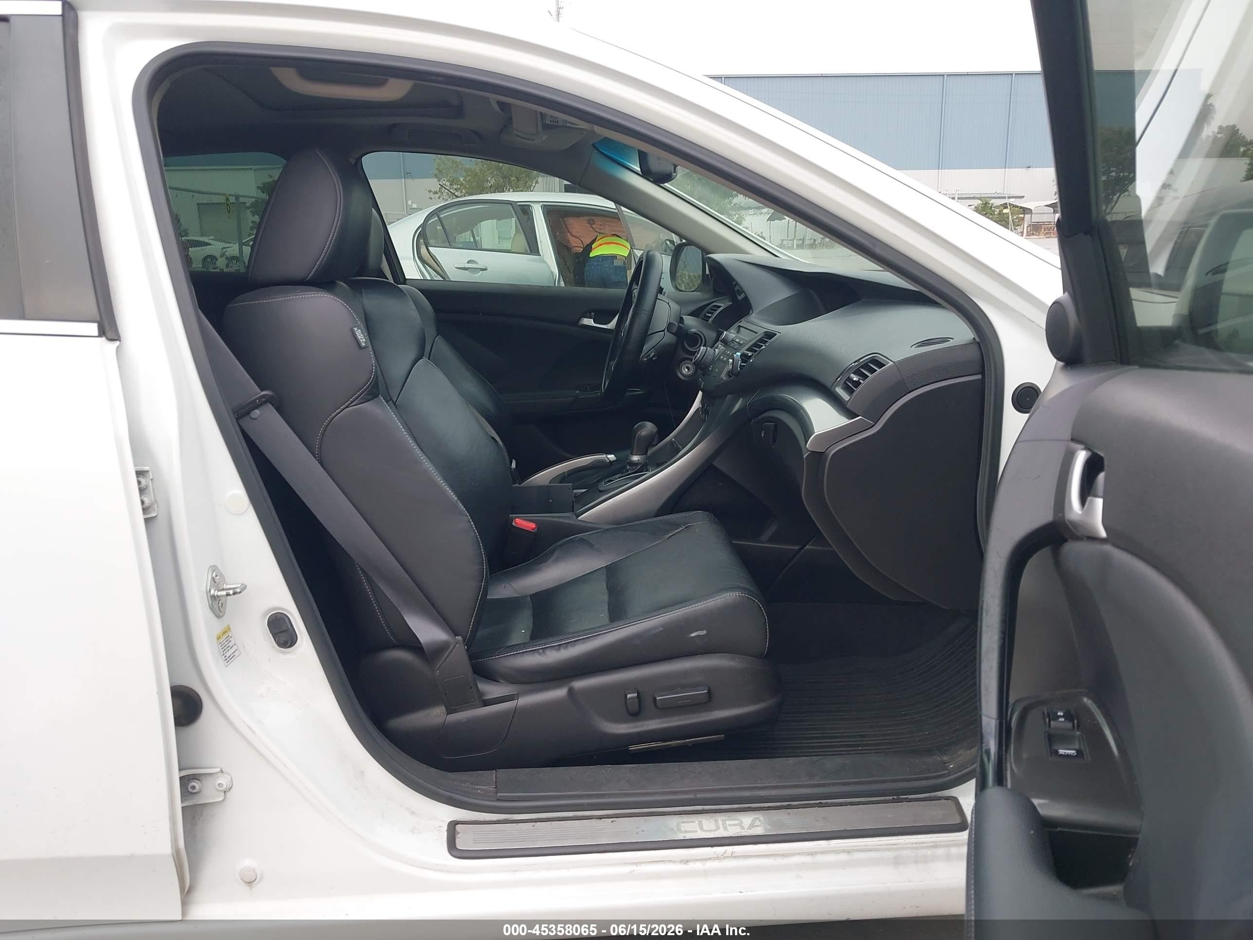 2013 Acura Tsx 2.4 Белый vin: JH4CU2F6XDC001345
