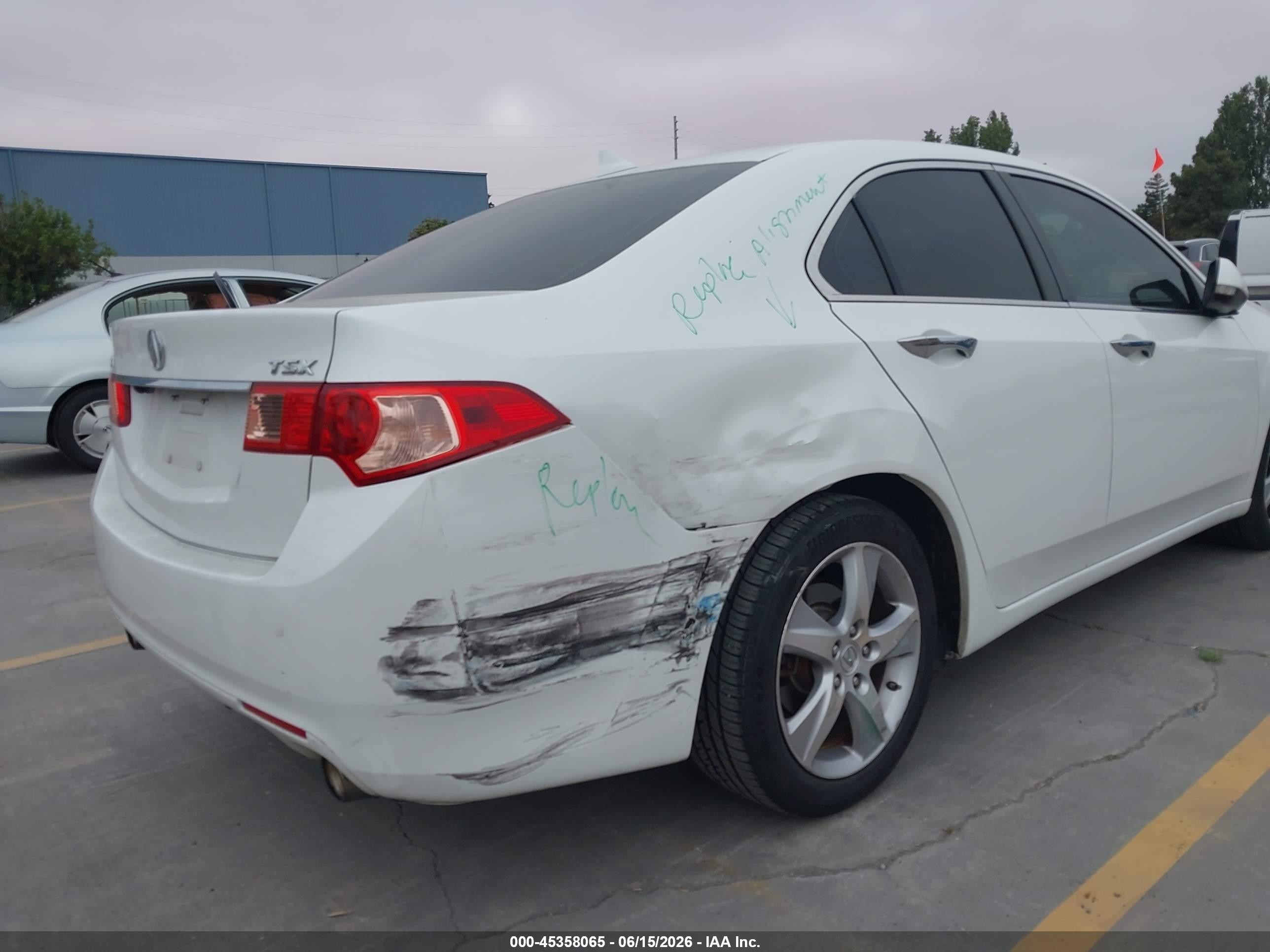 2013 Acura Tsx 2.4 Белый vin: JH4CU2F6XDC001345