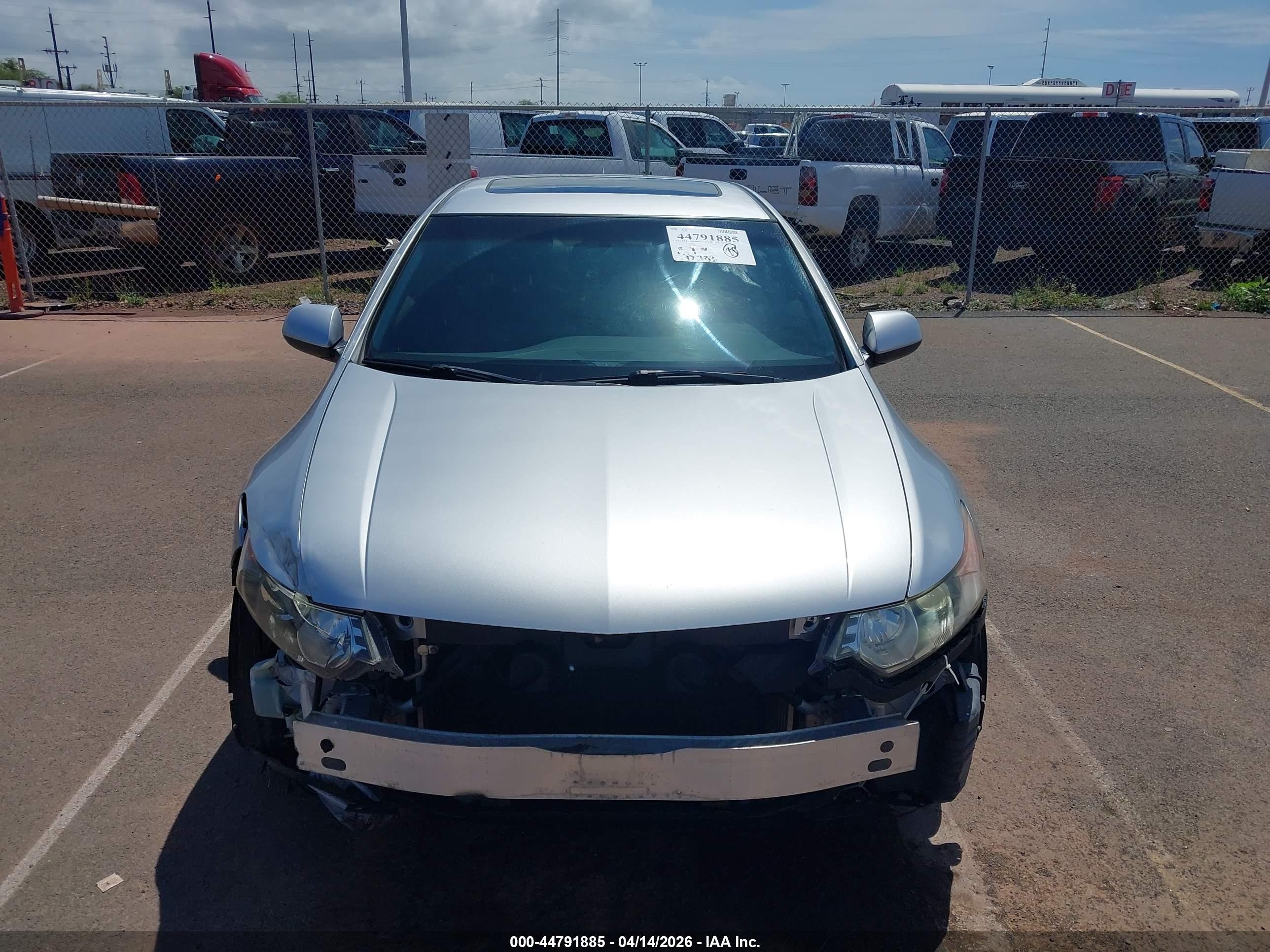 2013 Acura Tsx 2.4 Silver vin: JH4CU2F80DC008466
