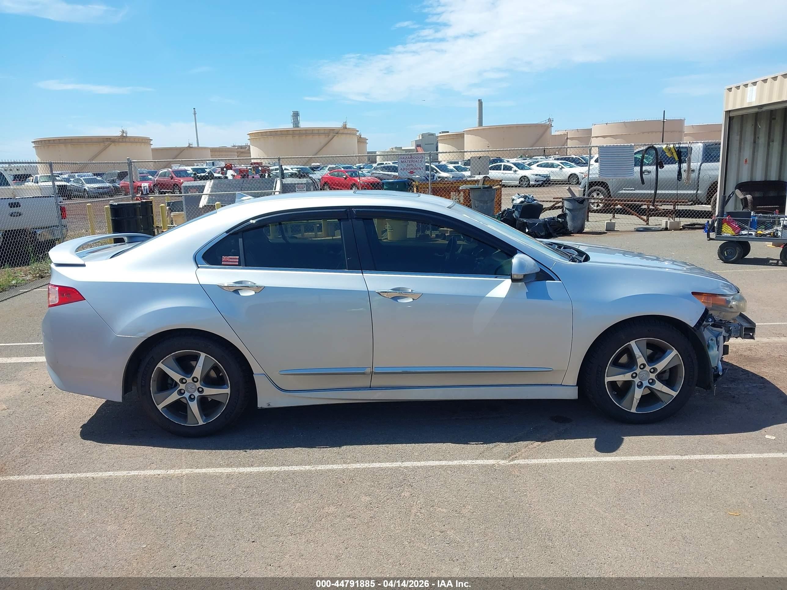 2013 Acura Tsx 2.4 Silver vin: JH4CU2F80DC008466