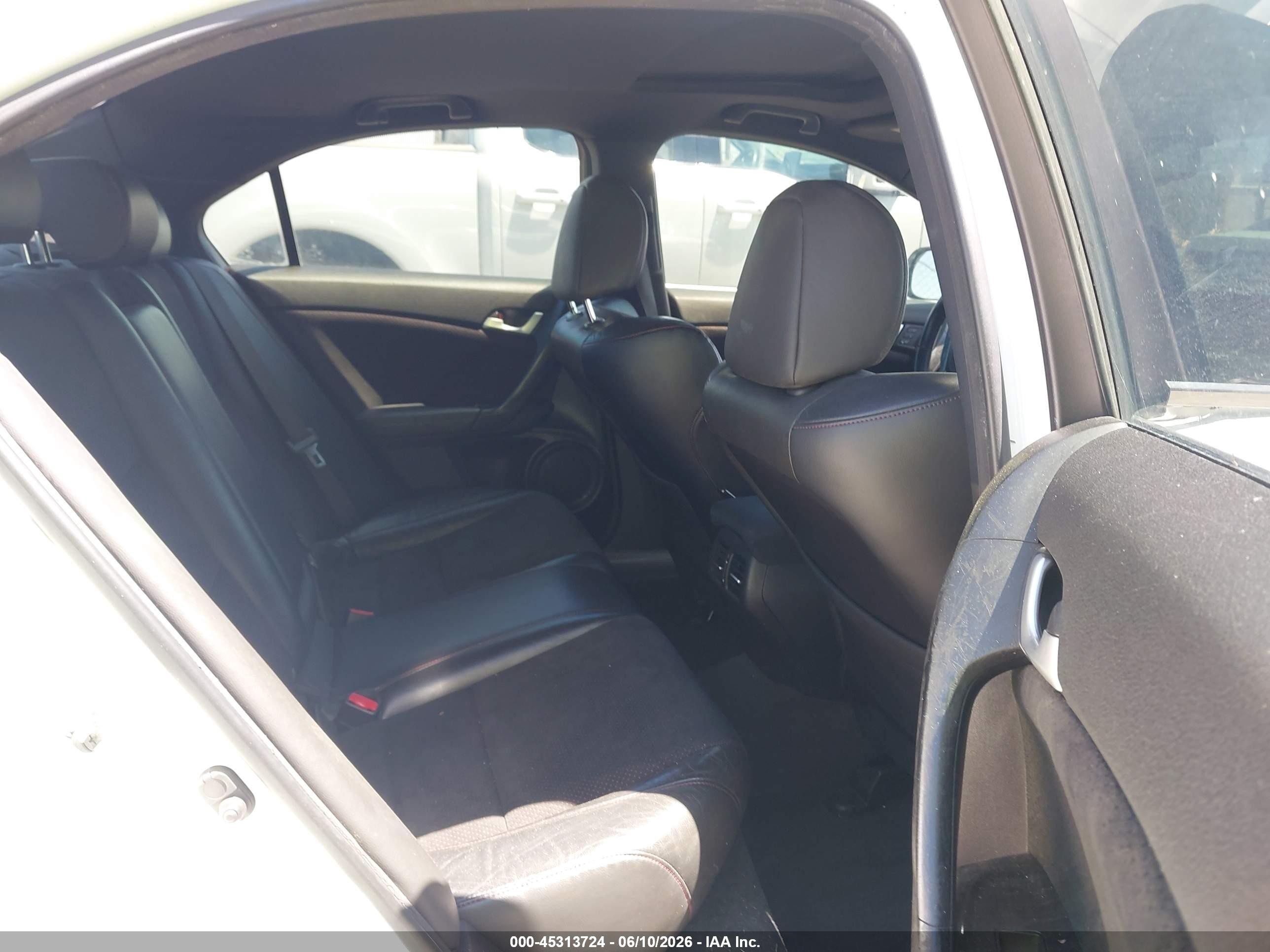 2012 Acura Tsx 2.4 White vin: JH4CU2F83CC017225