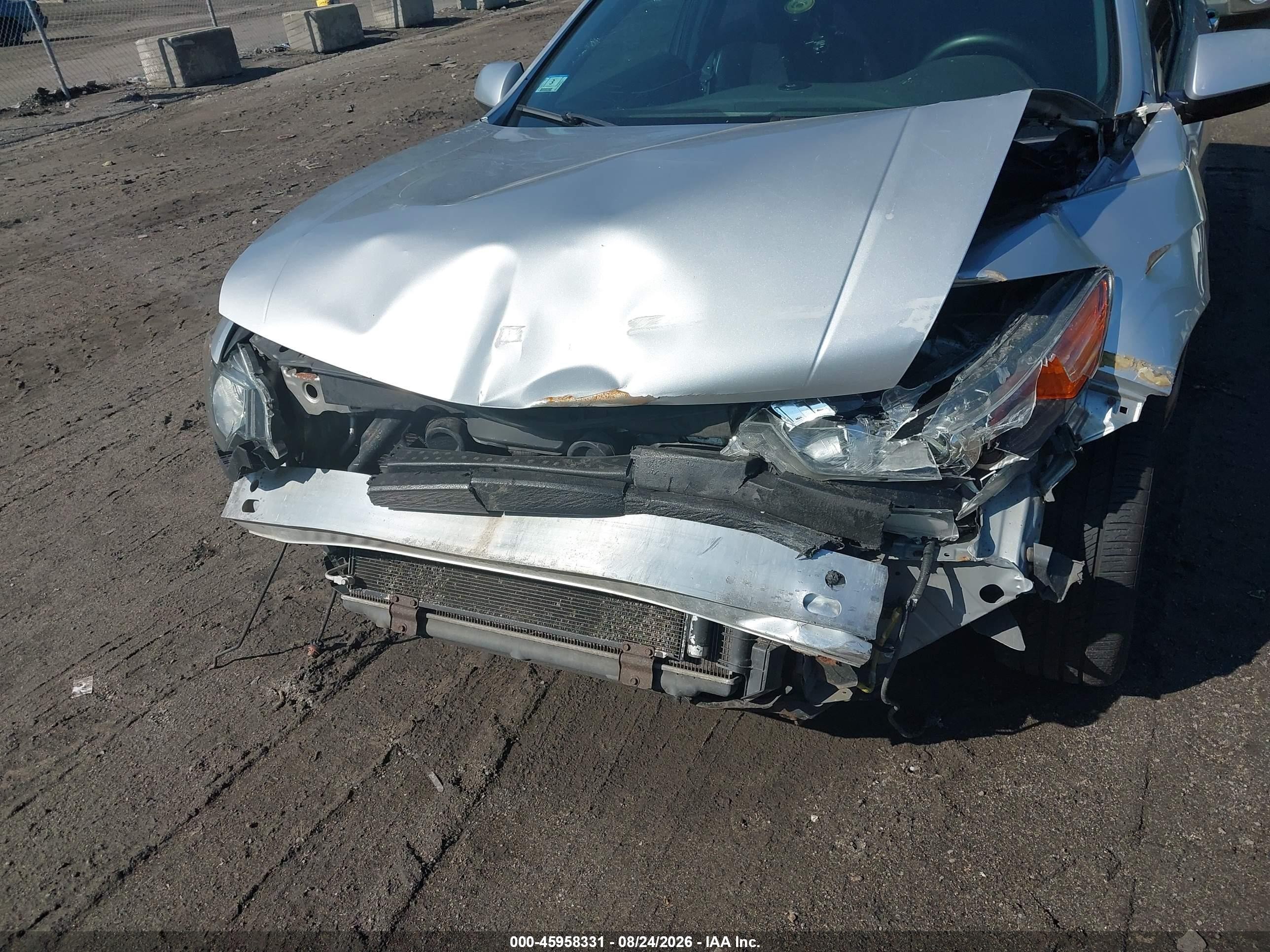 2012 Acura Tsx 2.4 Серебряный vin: JH4CU2F84CC018321