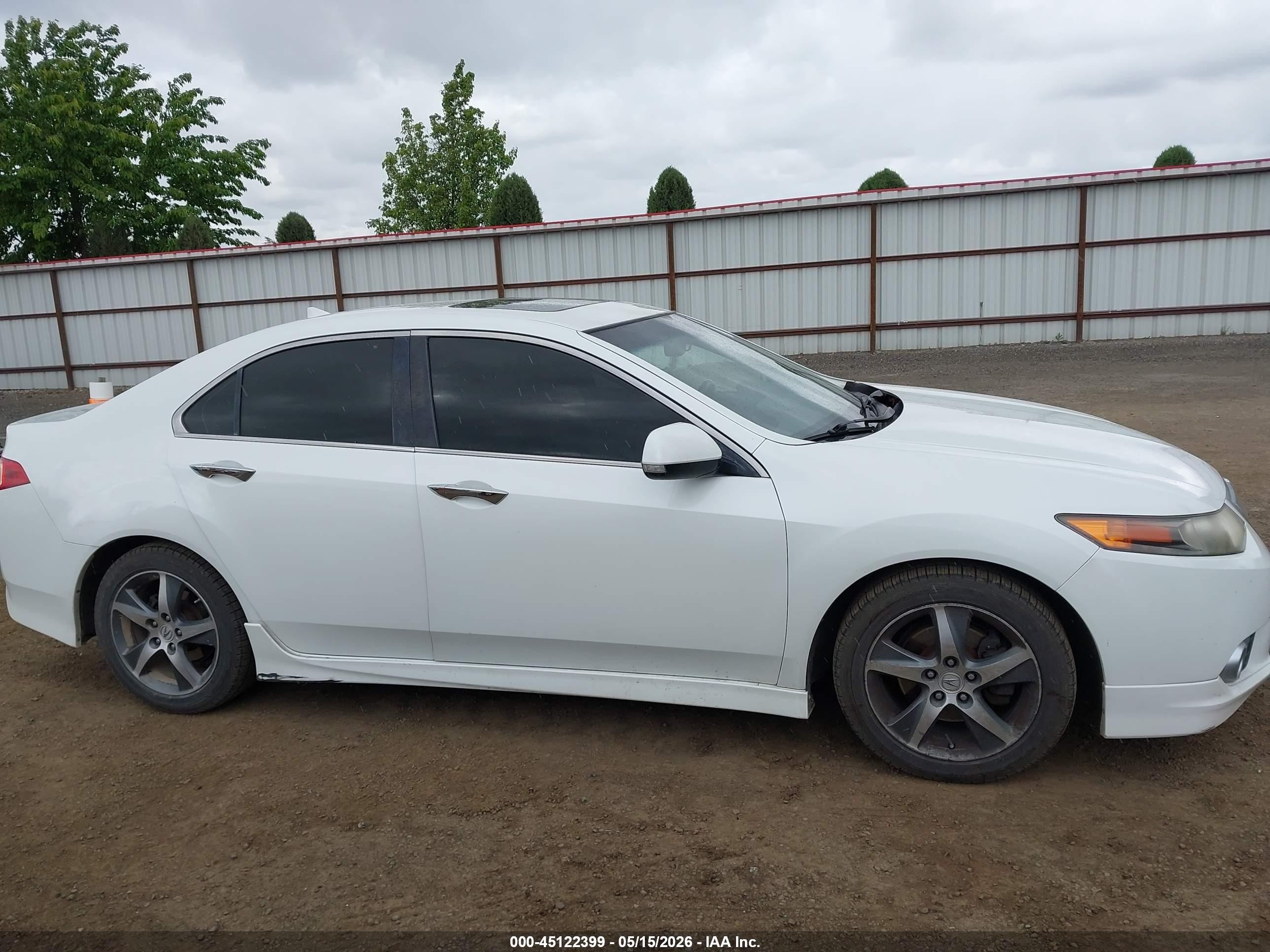 2013 Acura Tsx 2.4 White vin: JH4CU2F84DC003187