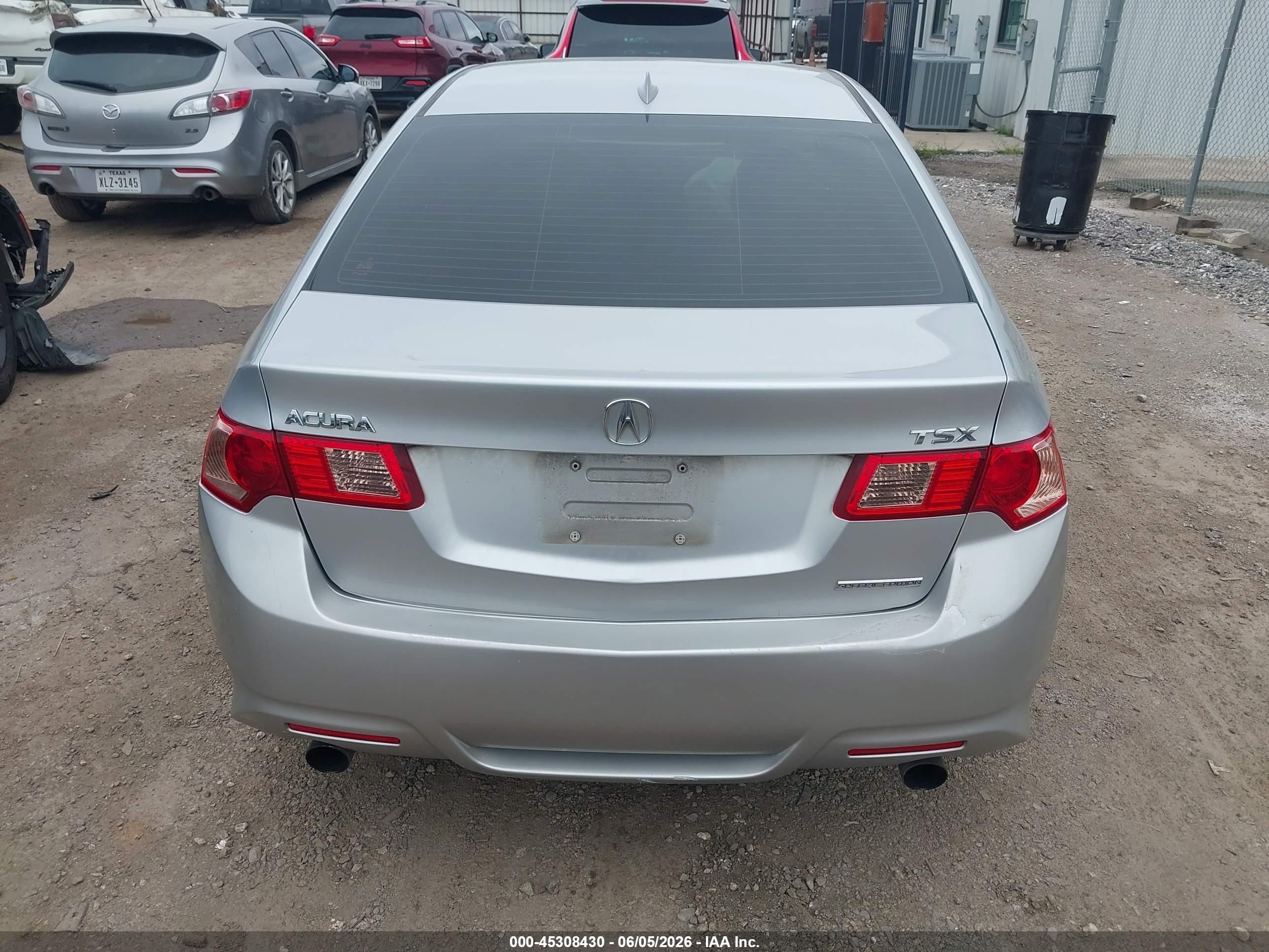 2013 Acura Tsx 2.4 Silver vin: JH4CU2F88DC008408