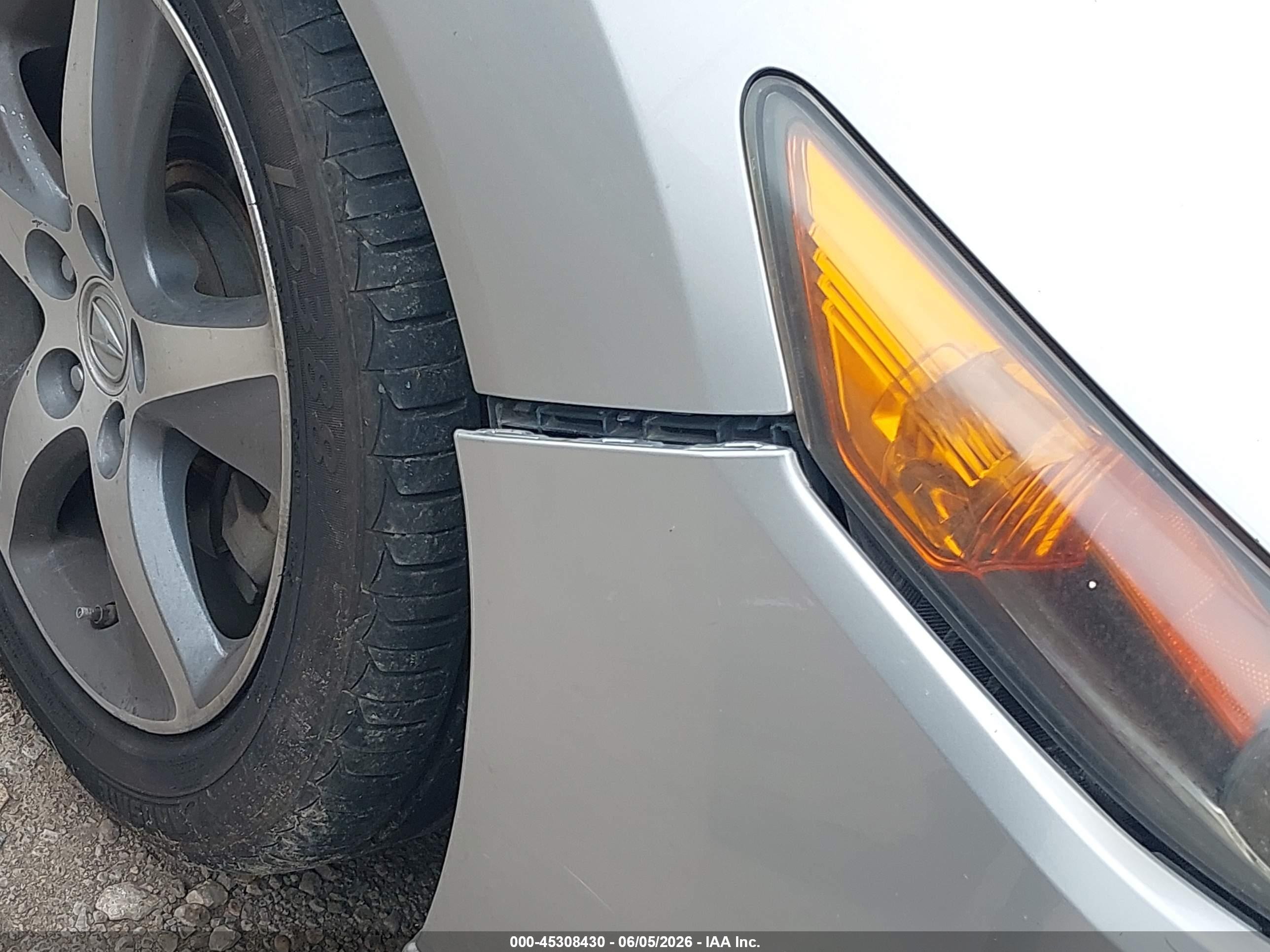 2013 Acura Tsx 2.4 Silver vin: JH4CU2F88DC008408