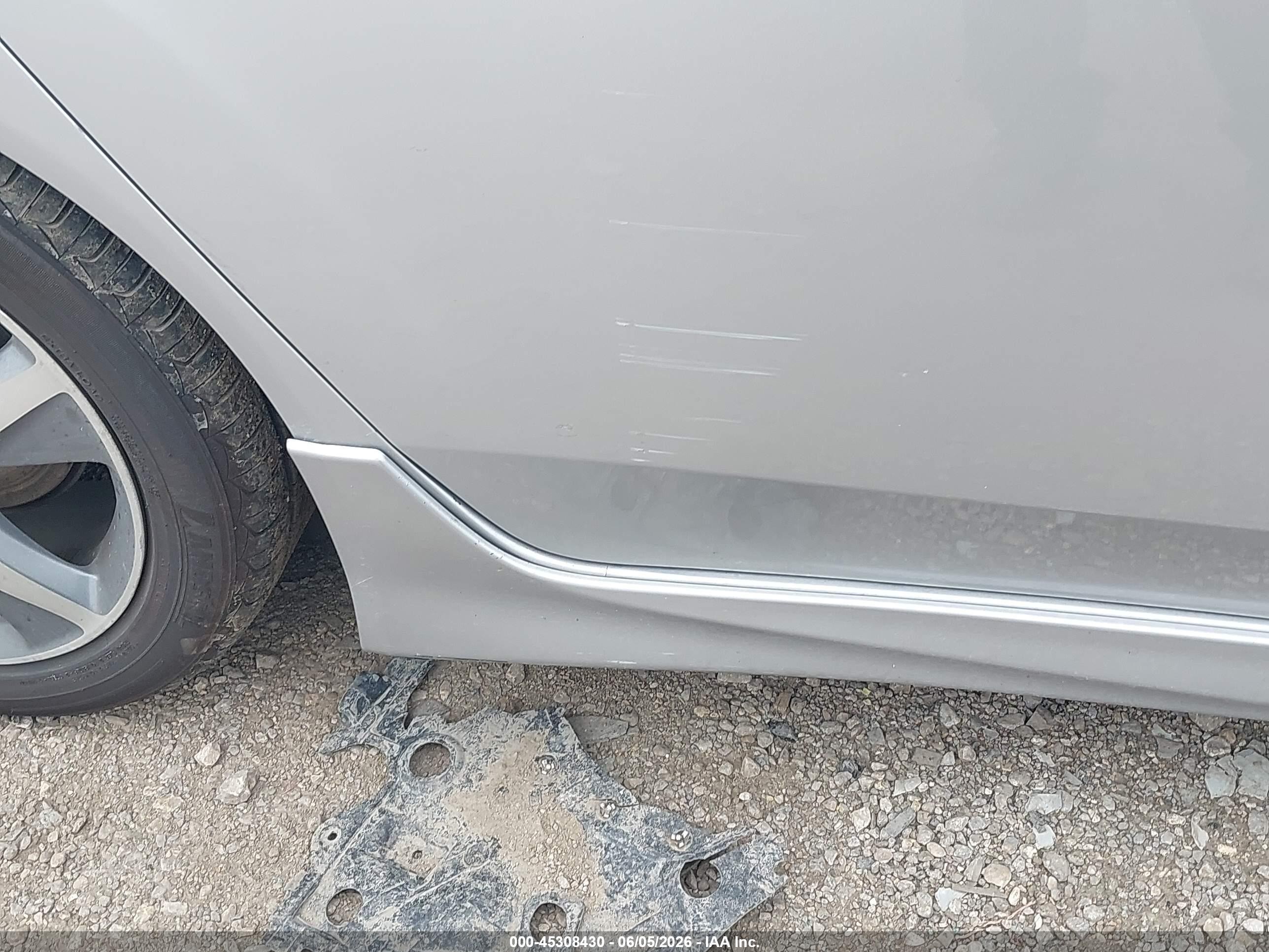 2013 Acura Tsx 2.4 Silver vin: JH4CU2F88DC008408