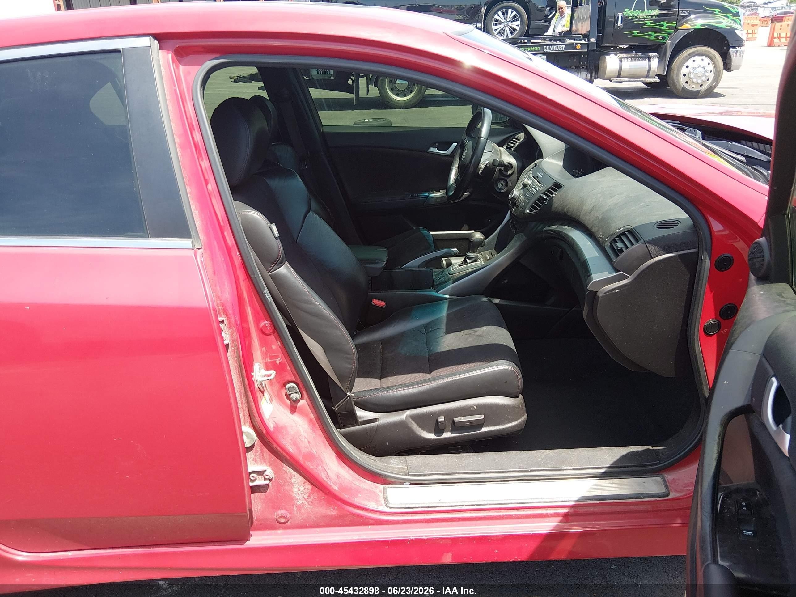 2013 Acura Tsx 2.4 Red vin: JH4CU2F8XDC013934