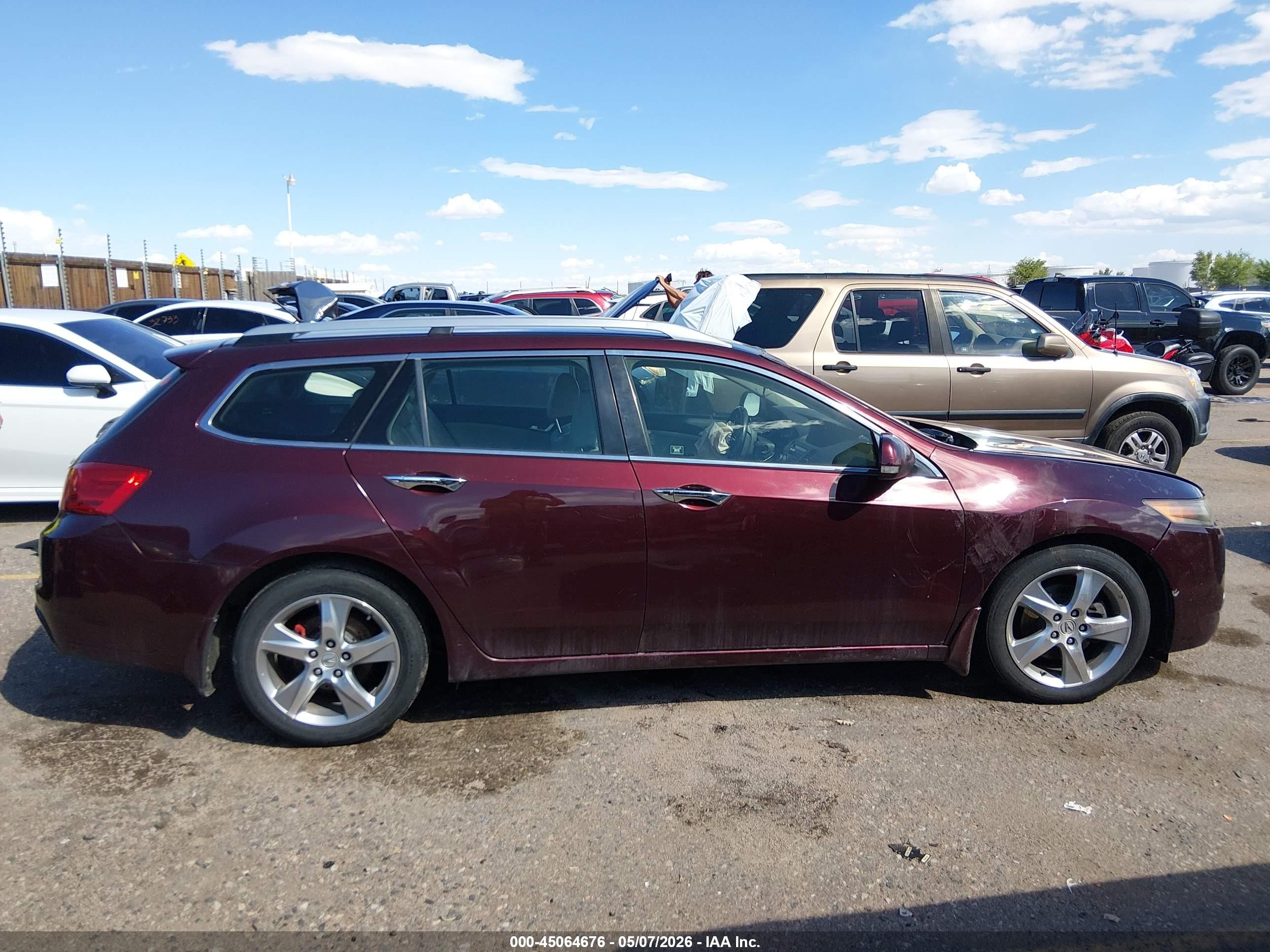 2012 Acura Tsx 2.4 Maroon vin: JH4CW2H61CC003295