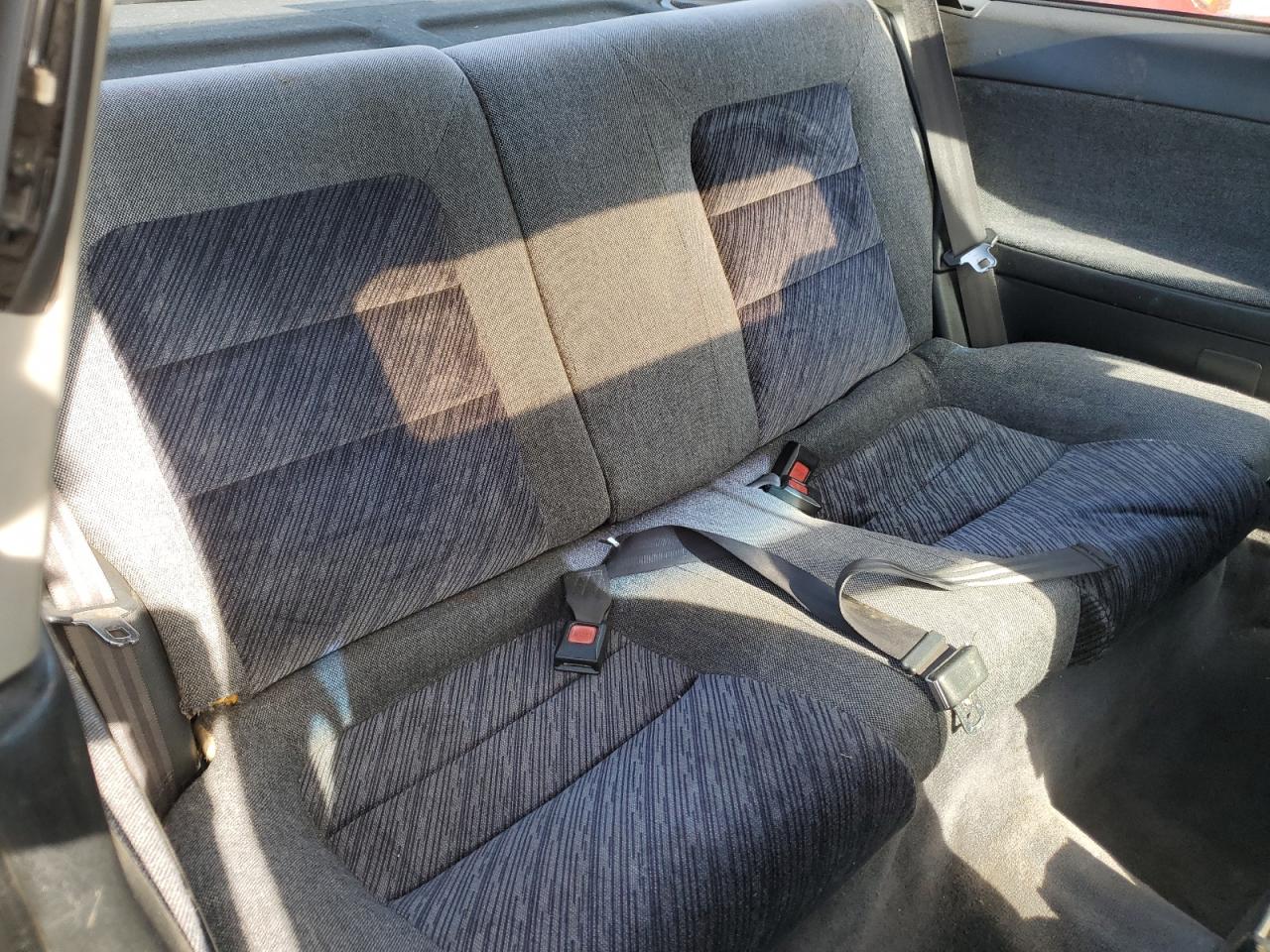 1991 Acura Integra Gs   White vin: JH4DA9369MS013387