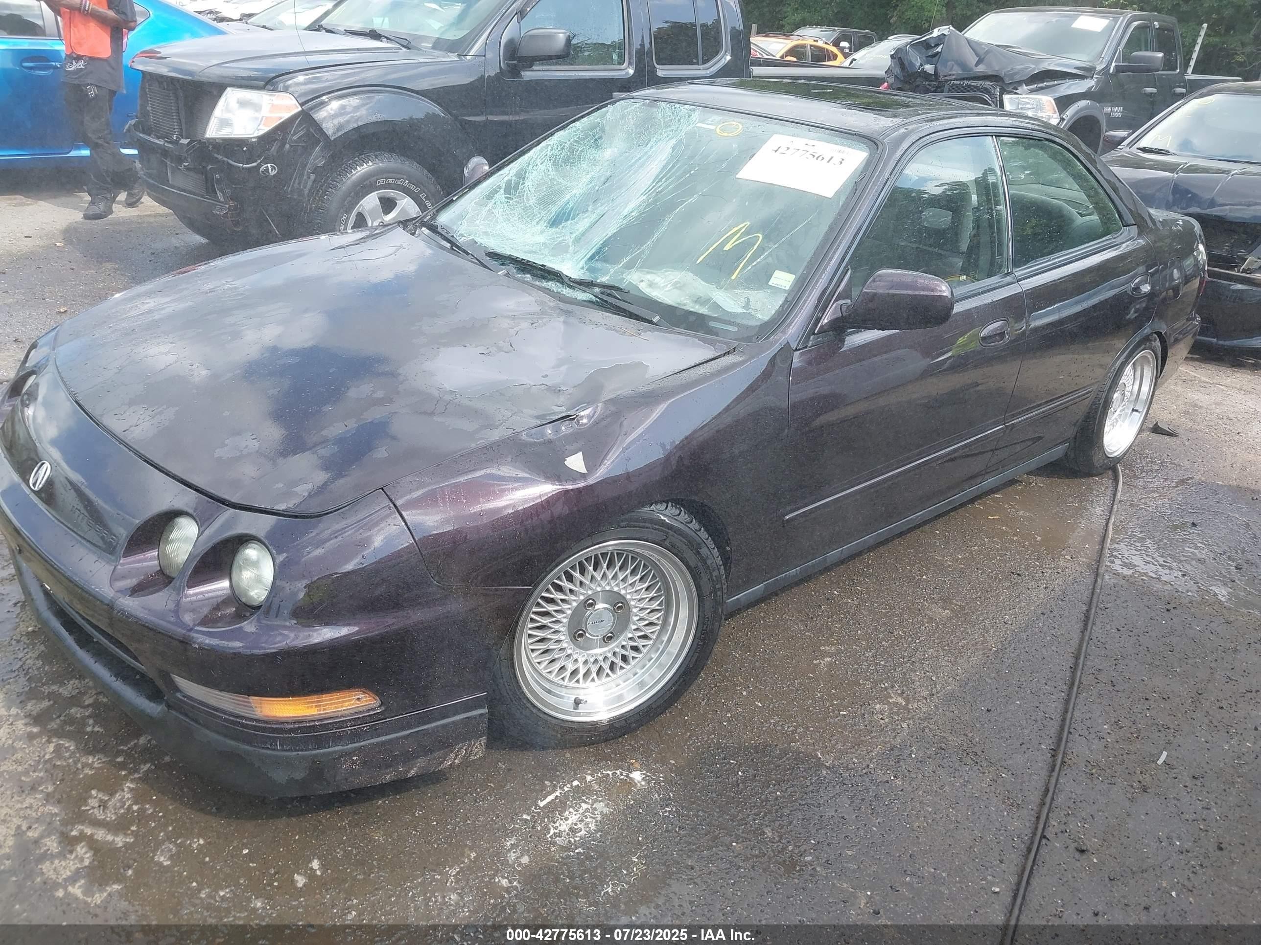 1997 Acura Integra Ls Purple vin: JH4DB7557VS004016
