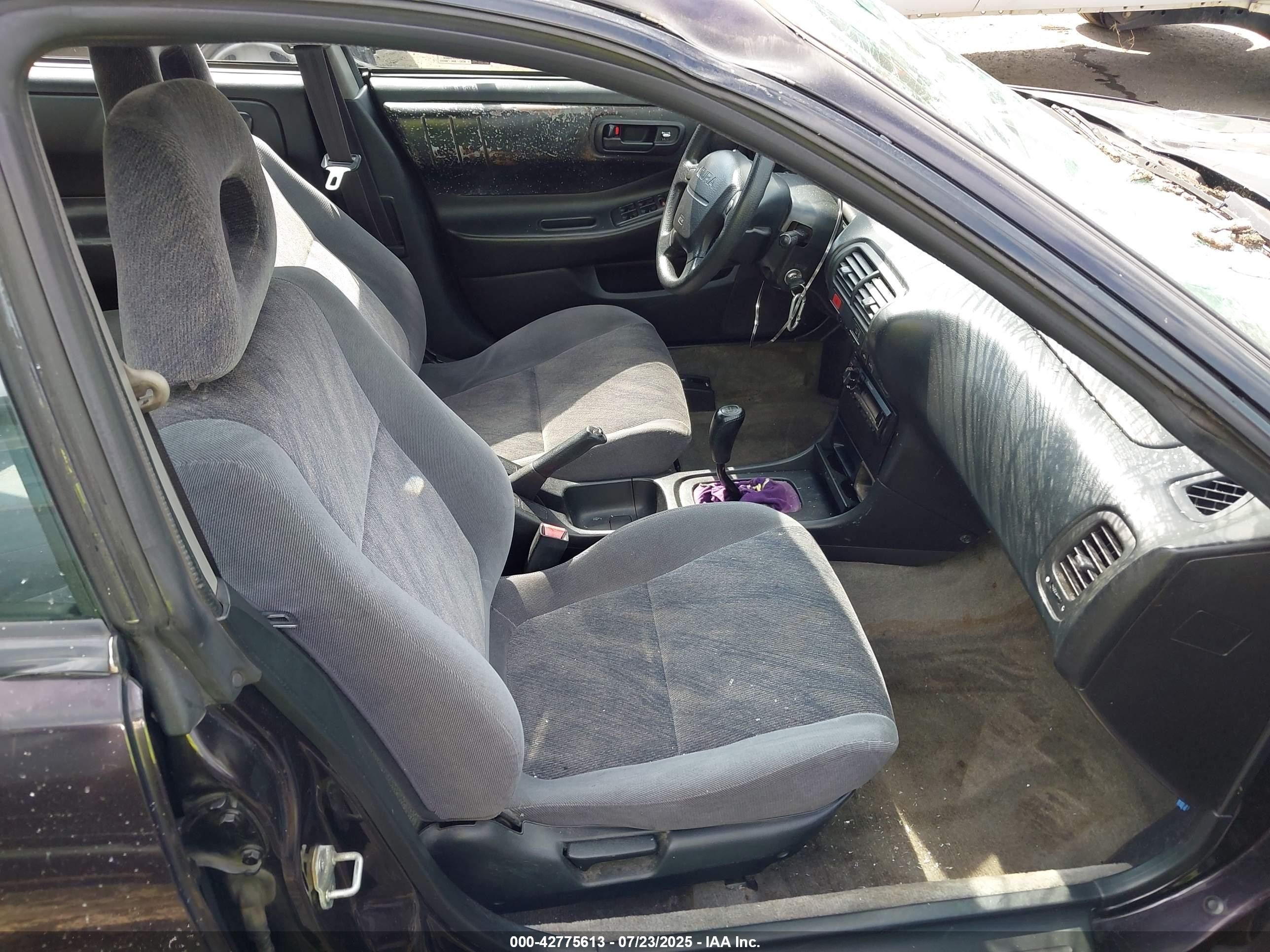1997 Acura Integra Ls Purple vin: JH4DB7557VS004016