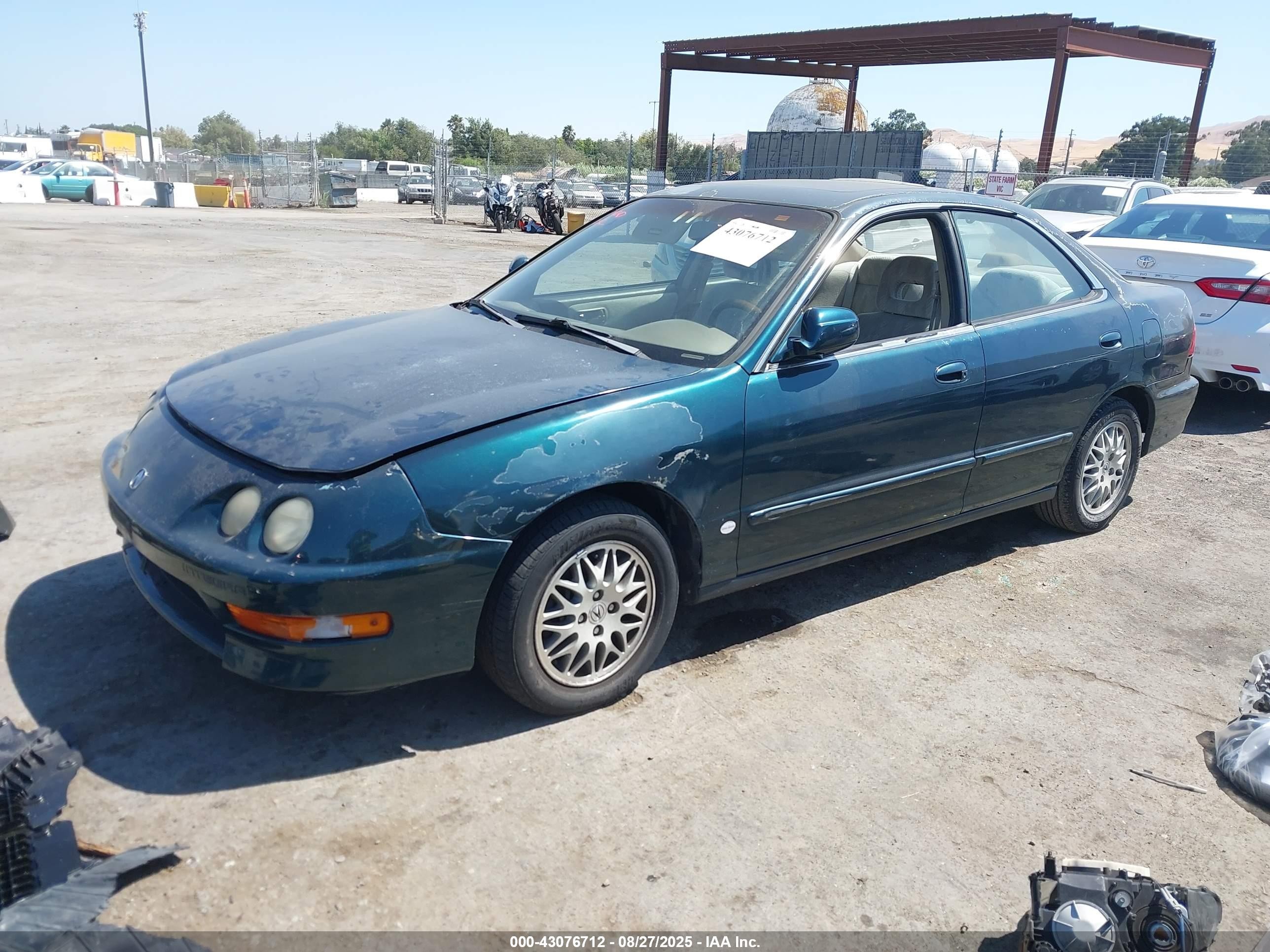 1998 Acura Integra Ls Green vin: JH4DB7651WS000768