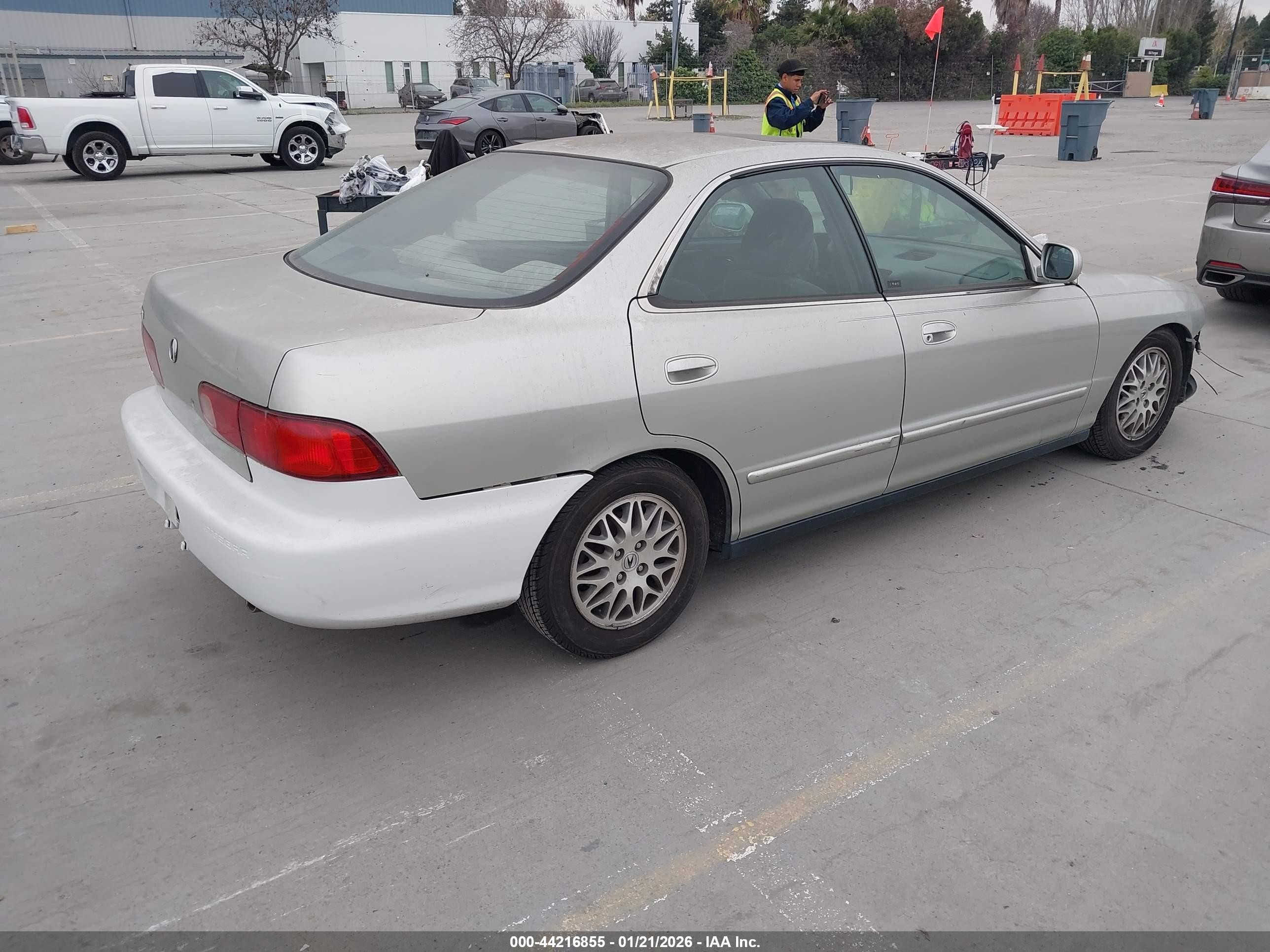1998 Acura Integra Ls Gray vin: JH4DB7651WS003864