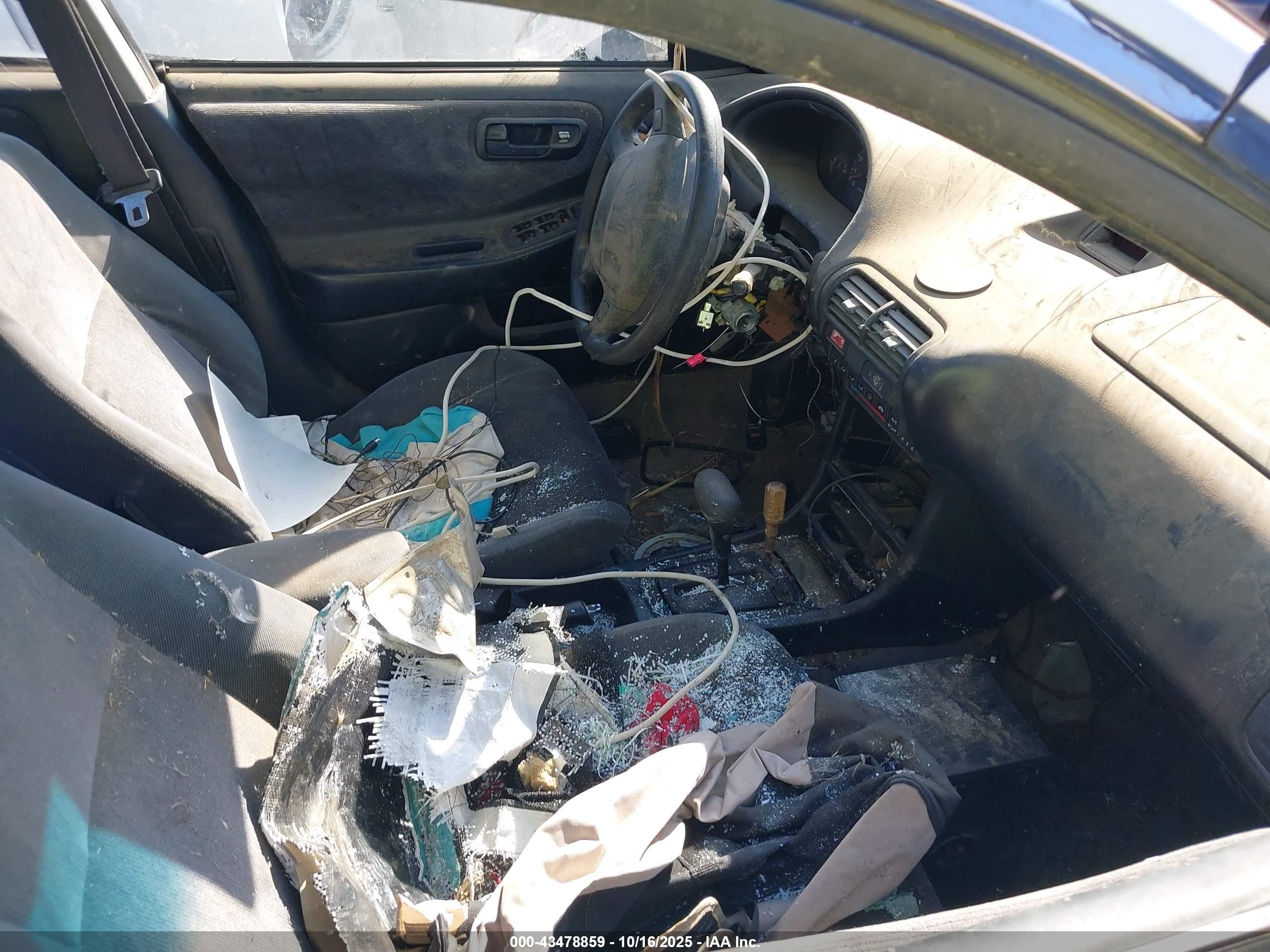 1997 Acura Integra Ls White vin: JH4DB7656VS000554