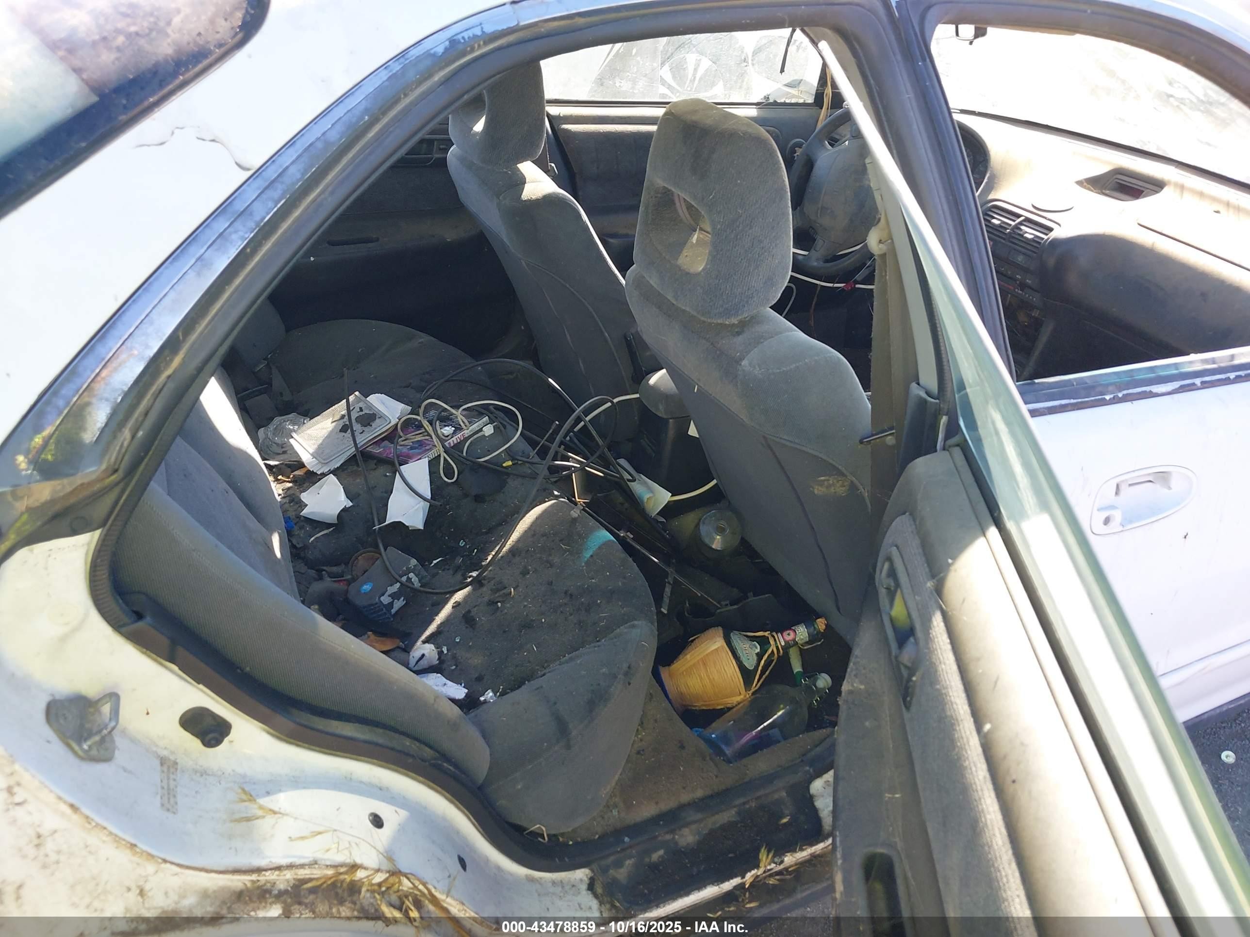 1997 Acura Integra Ls White vin: JH4DB7656VS000554