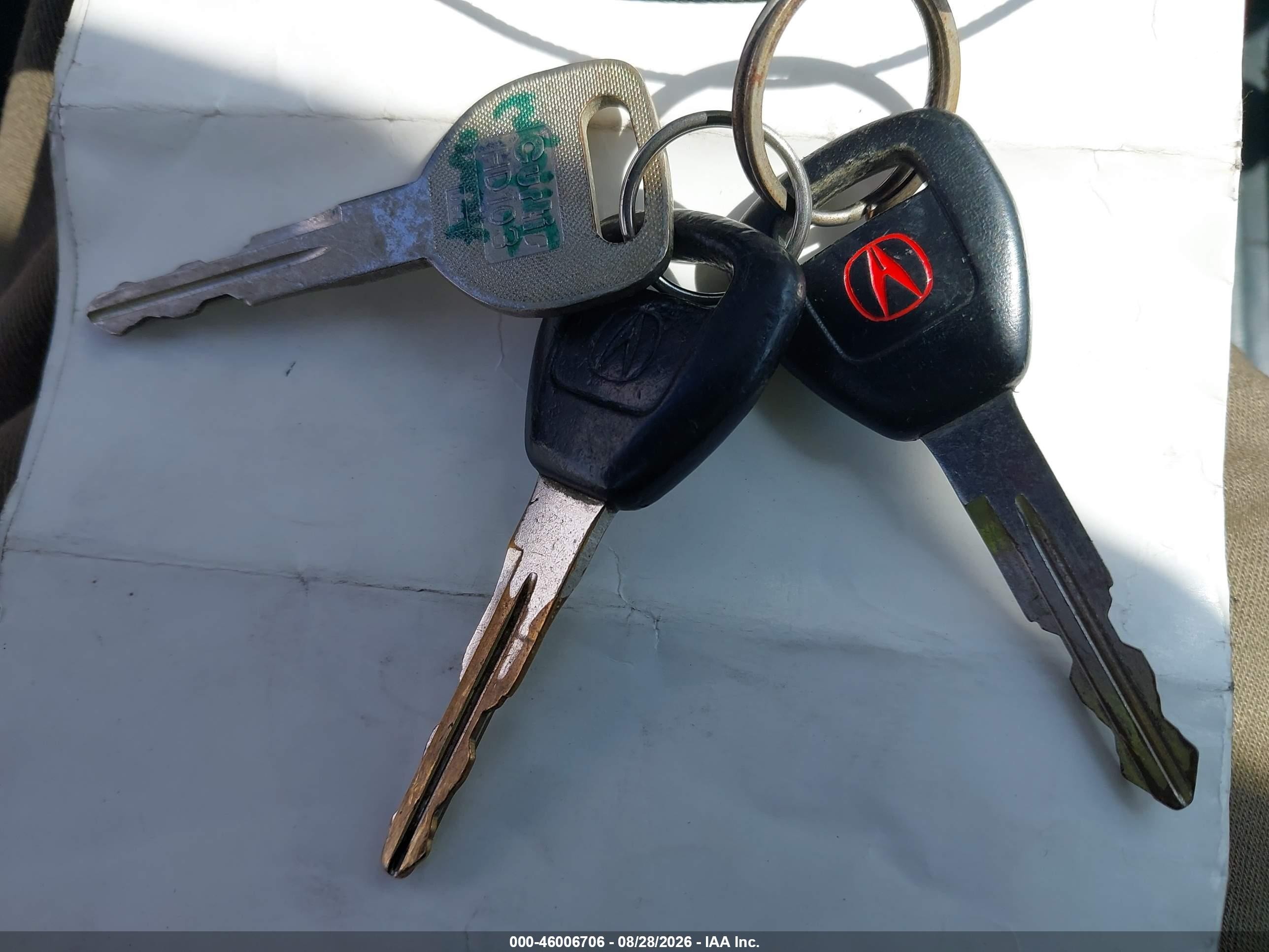 2000 Acura Integra Ls Silver vin: JH4DB7656YS003393