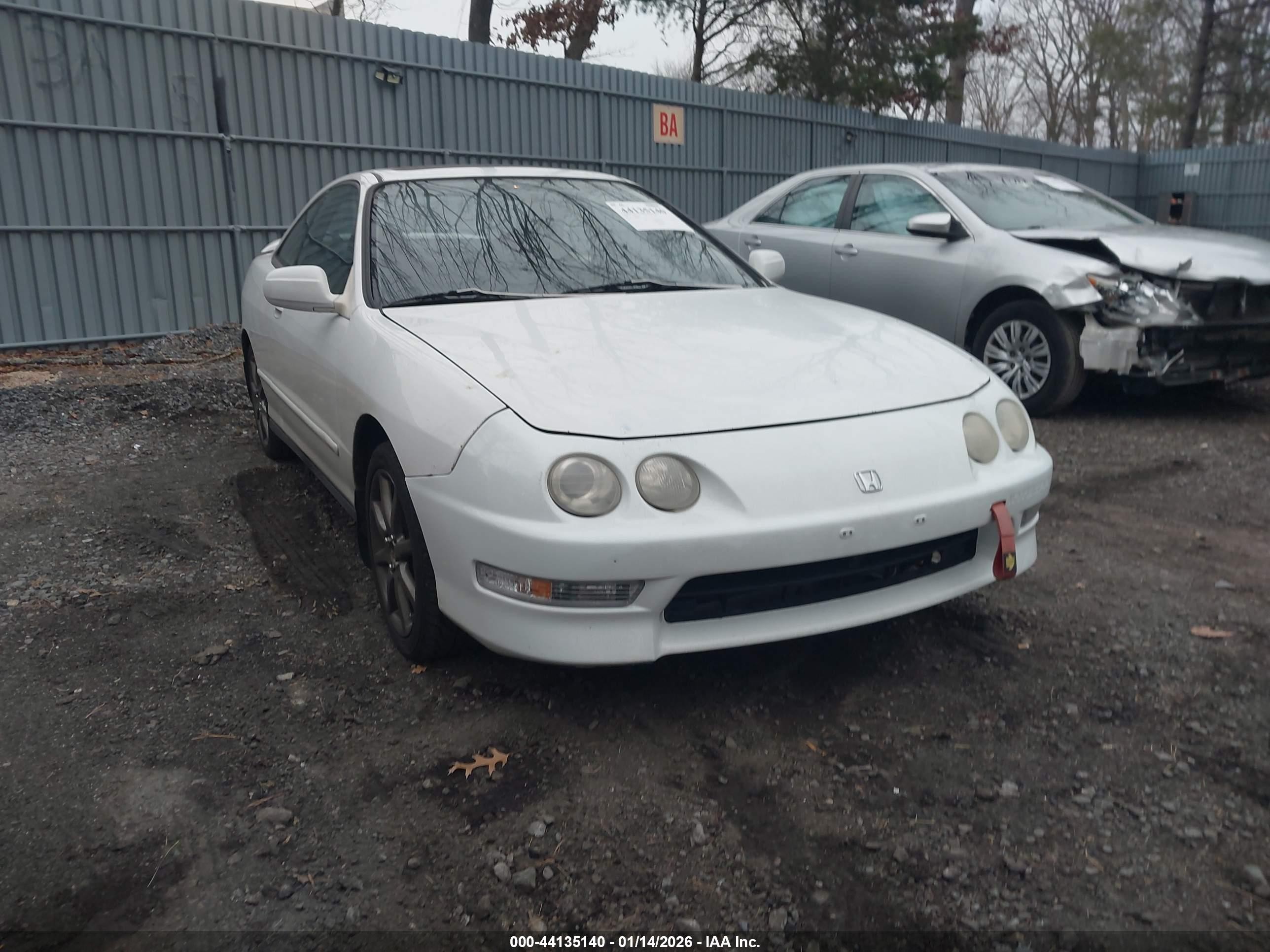 1998 Acura Integra Gs-r White vin: JH4DC2389WS000869