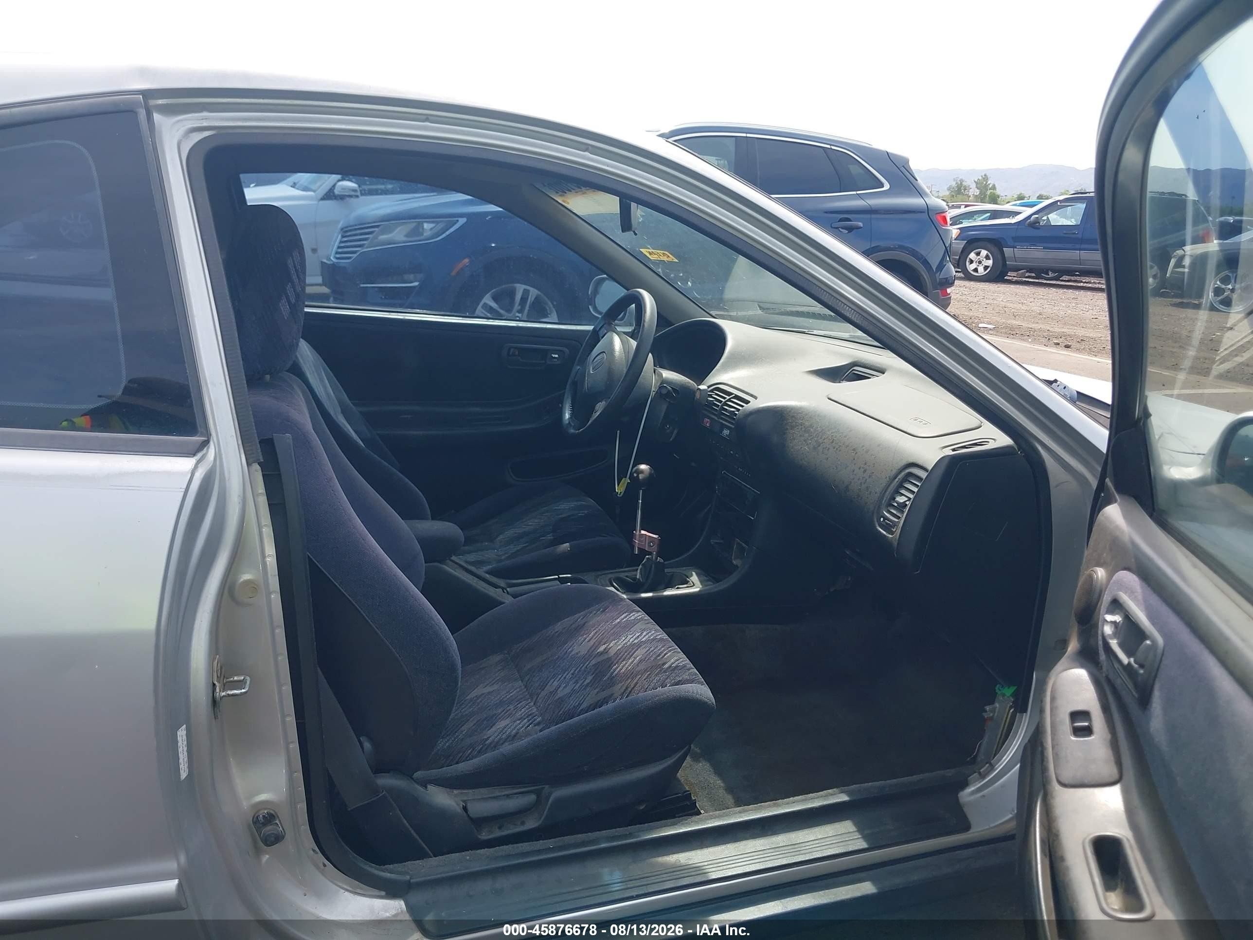 2000 Acura Integra Ls Silver vin: JH4DC4354YS002758