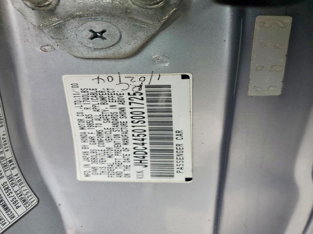 2001 Acura Integra Ls Silver vin: JH4DC44501S001725