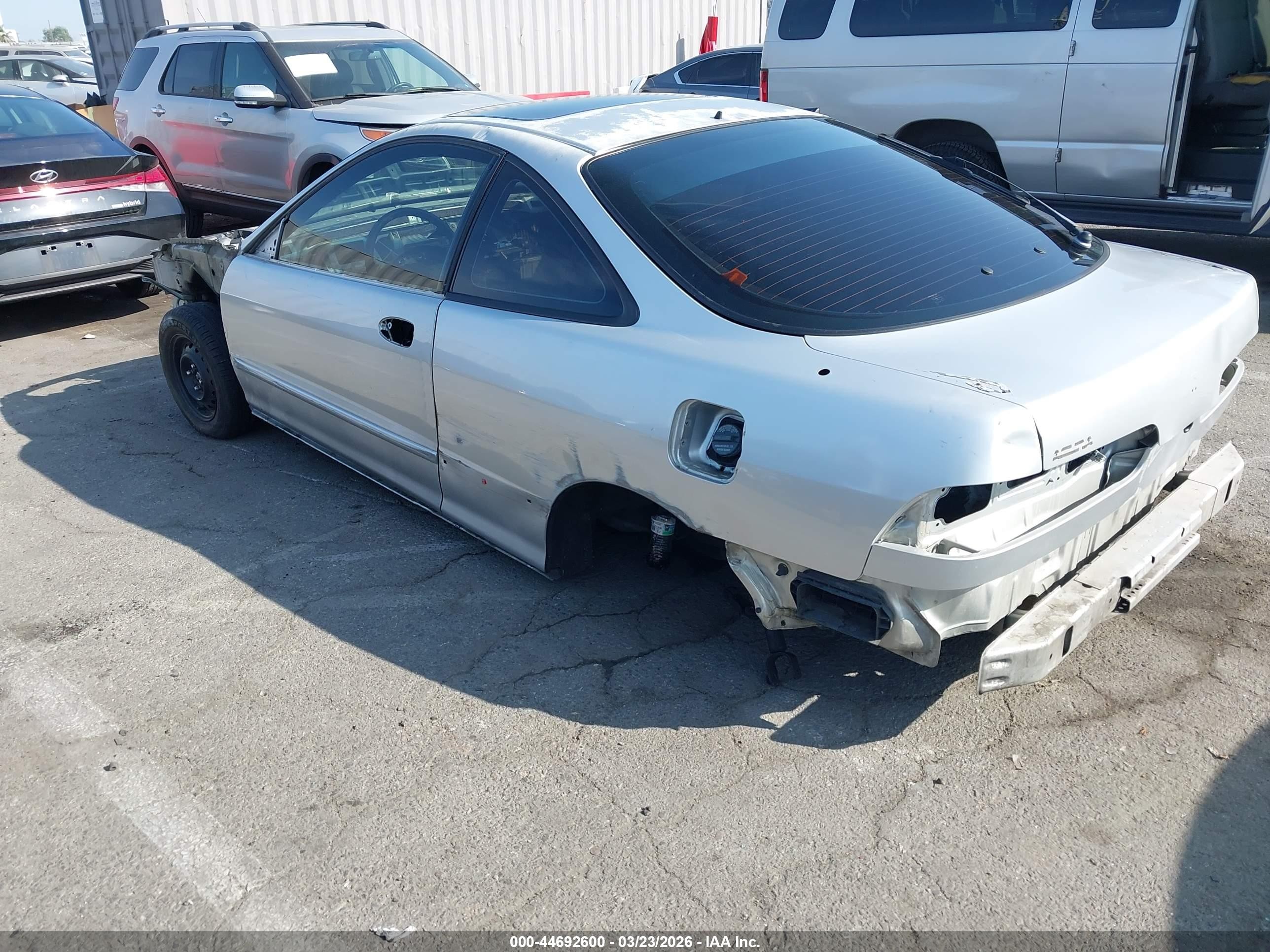 1998 Acura Integra Ls Silver vin: JH4DC4450WS014370