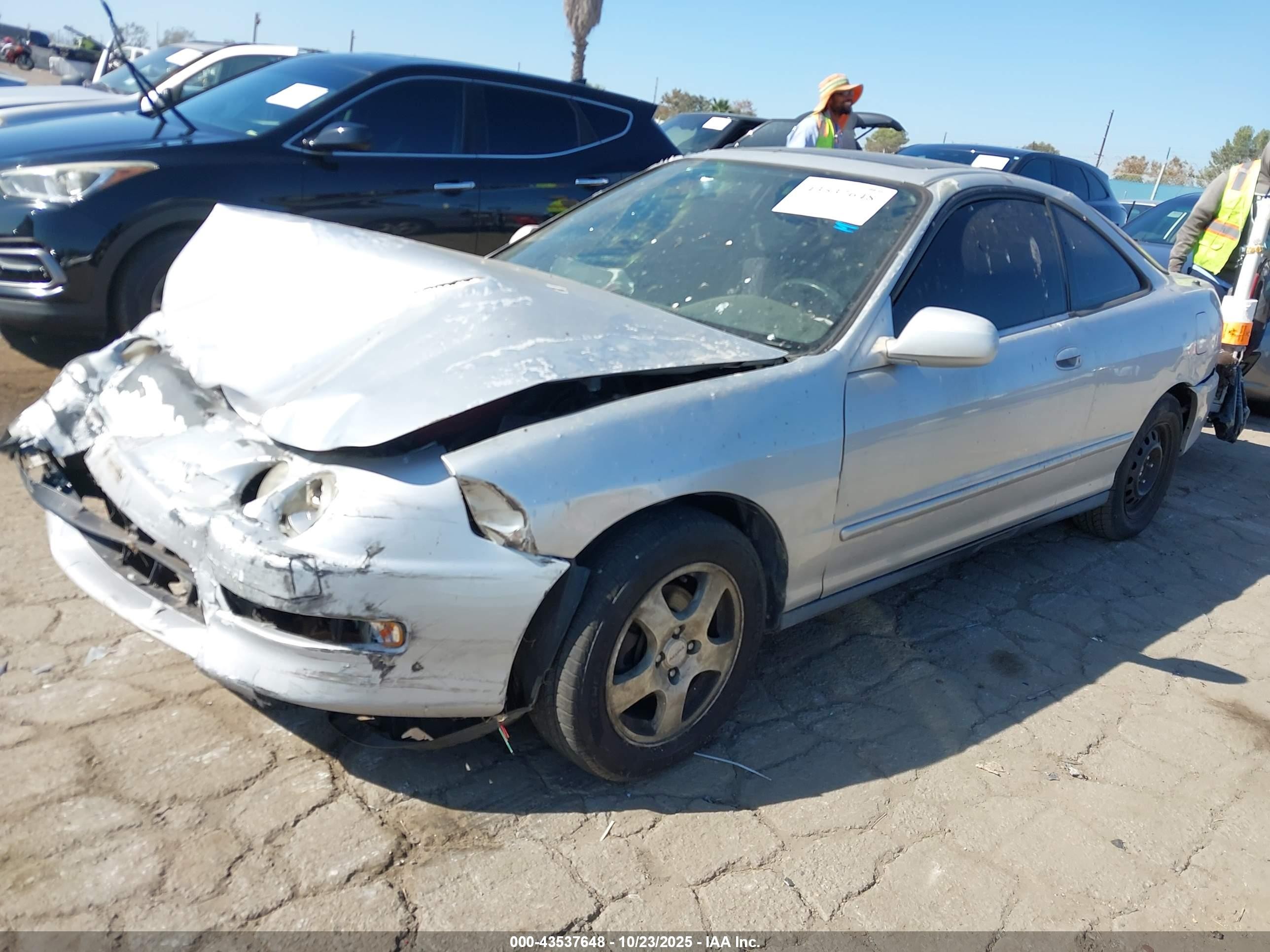 1998 Acura Integra Ls Silver vin: JH4DC4457WS020537