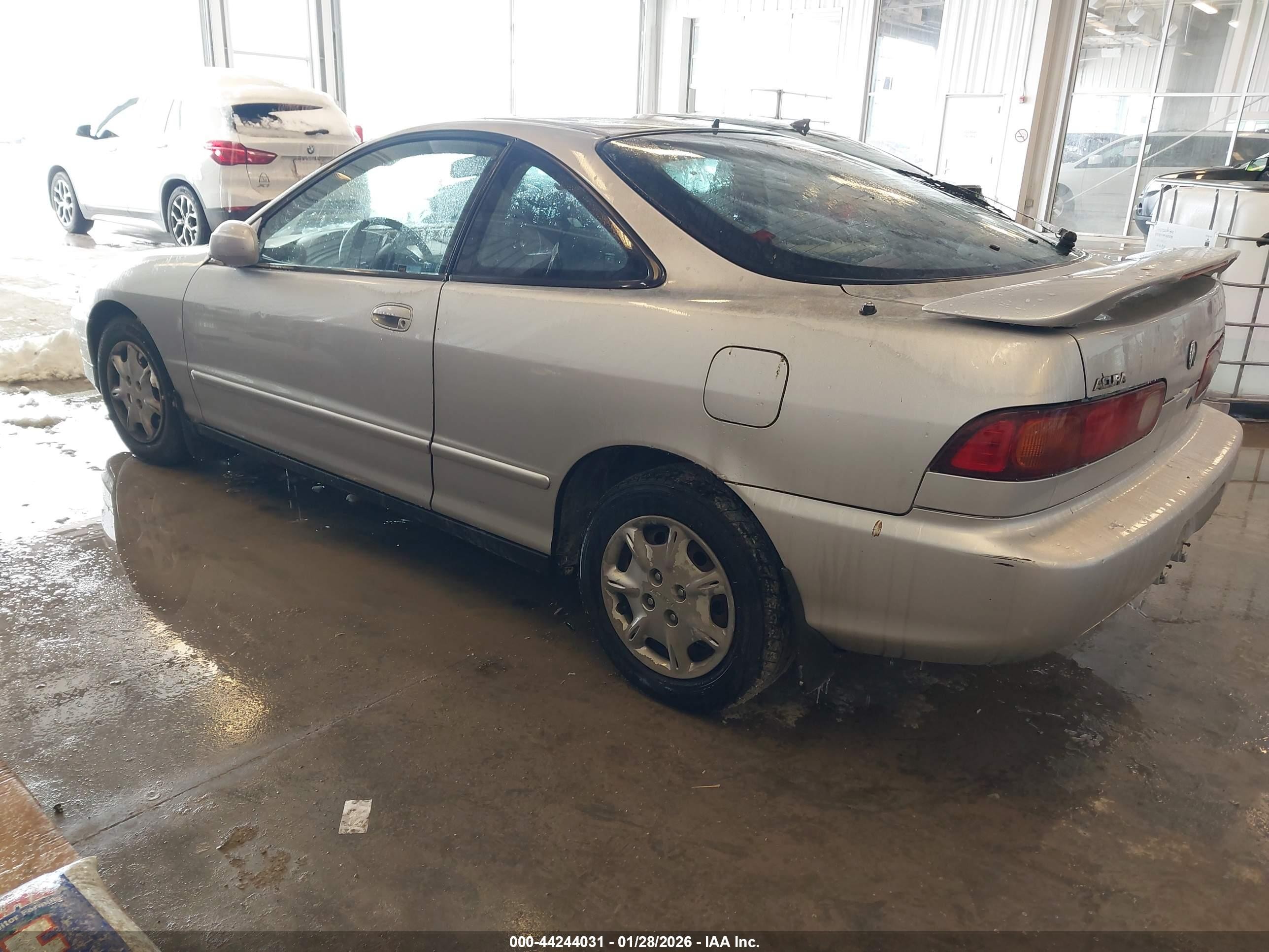 1997 Acura Integra Ls Silver vin: JH4DC4459VS021350