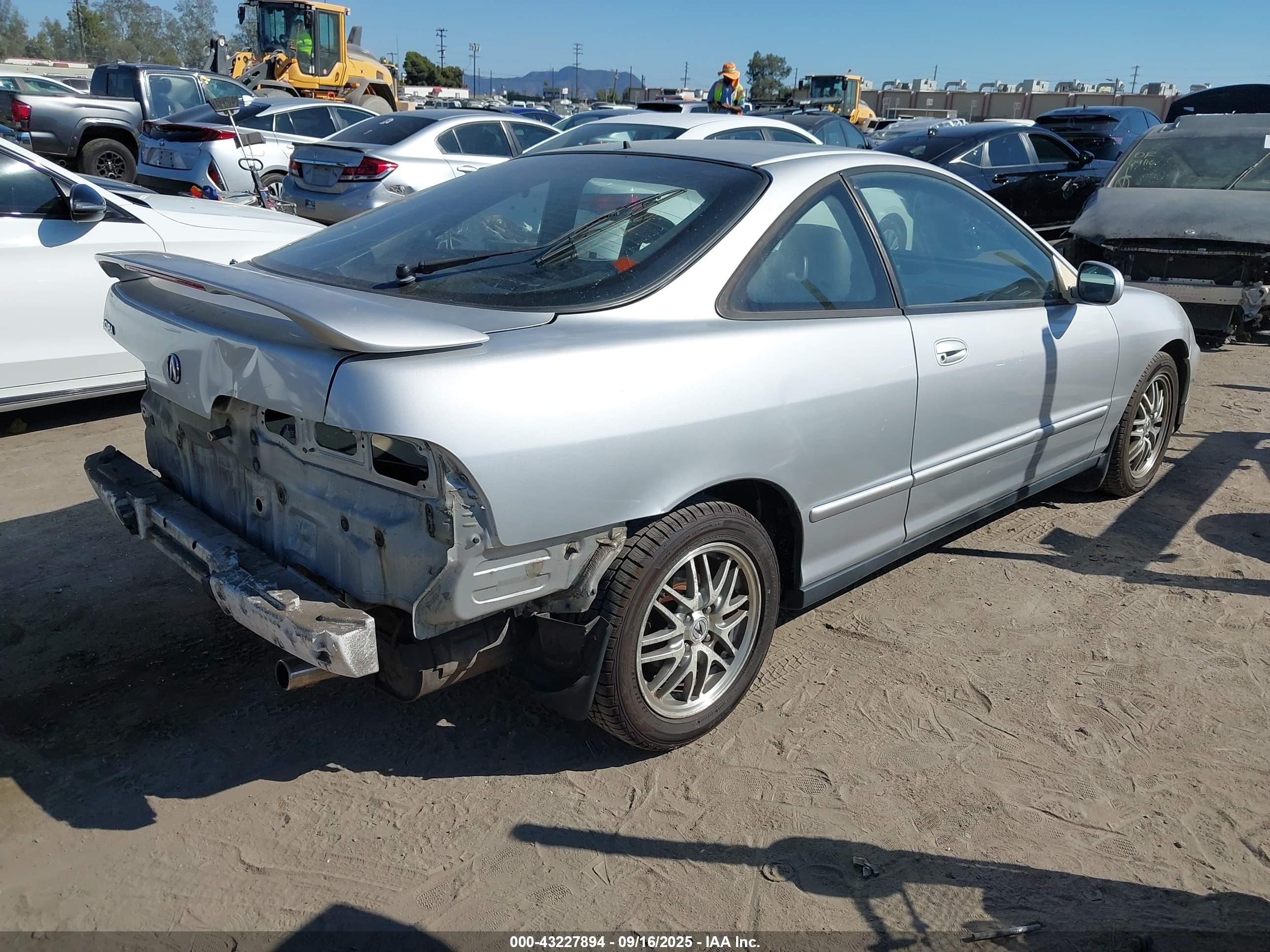 1997 Acura Integra Gs Silver vin: JH4DC4465VS007227