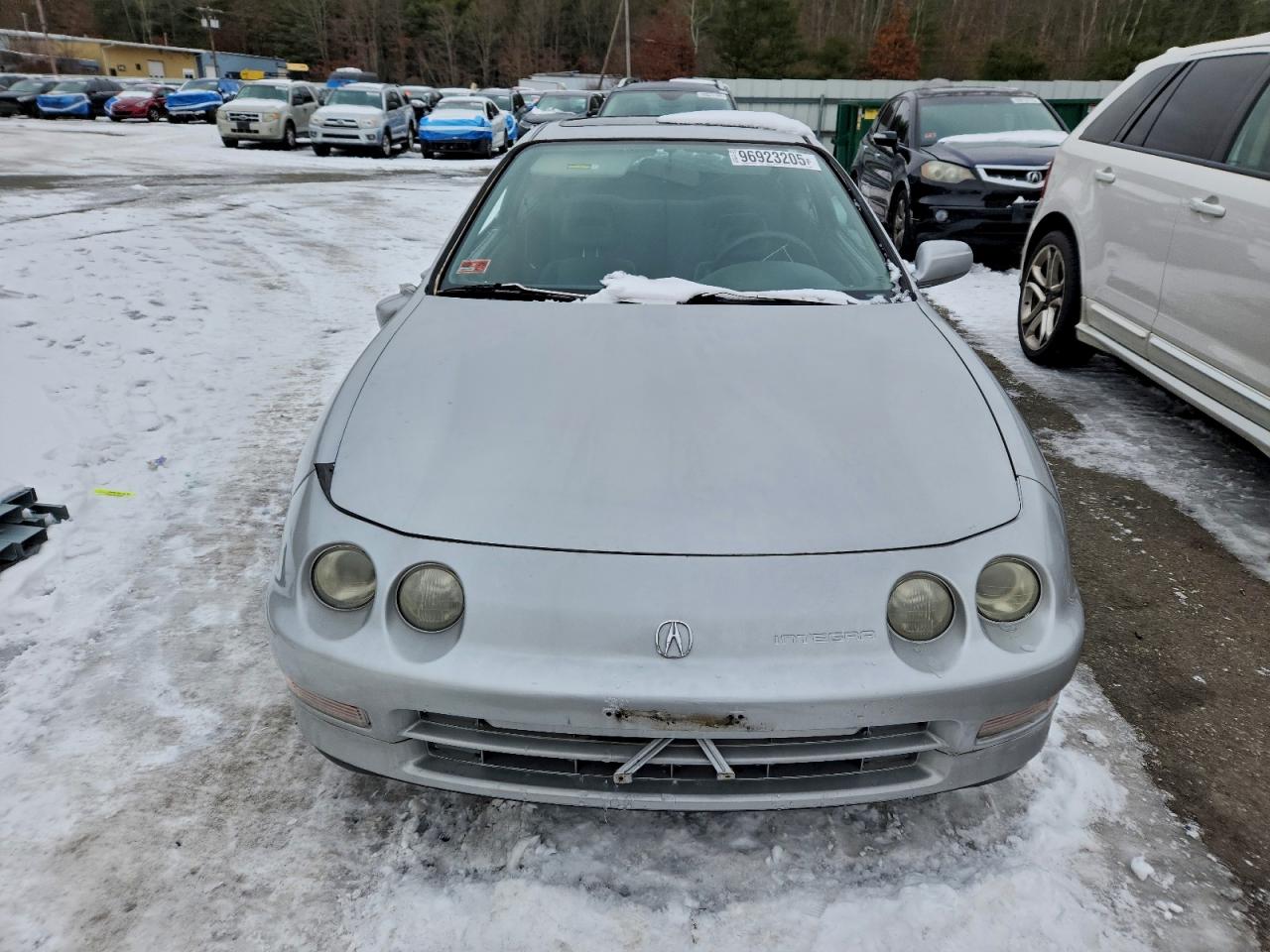 1997 Acura Integra Gs Silver vin: JH4DC4465VS016669