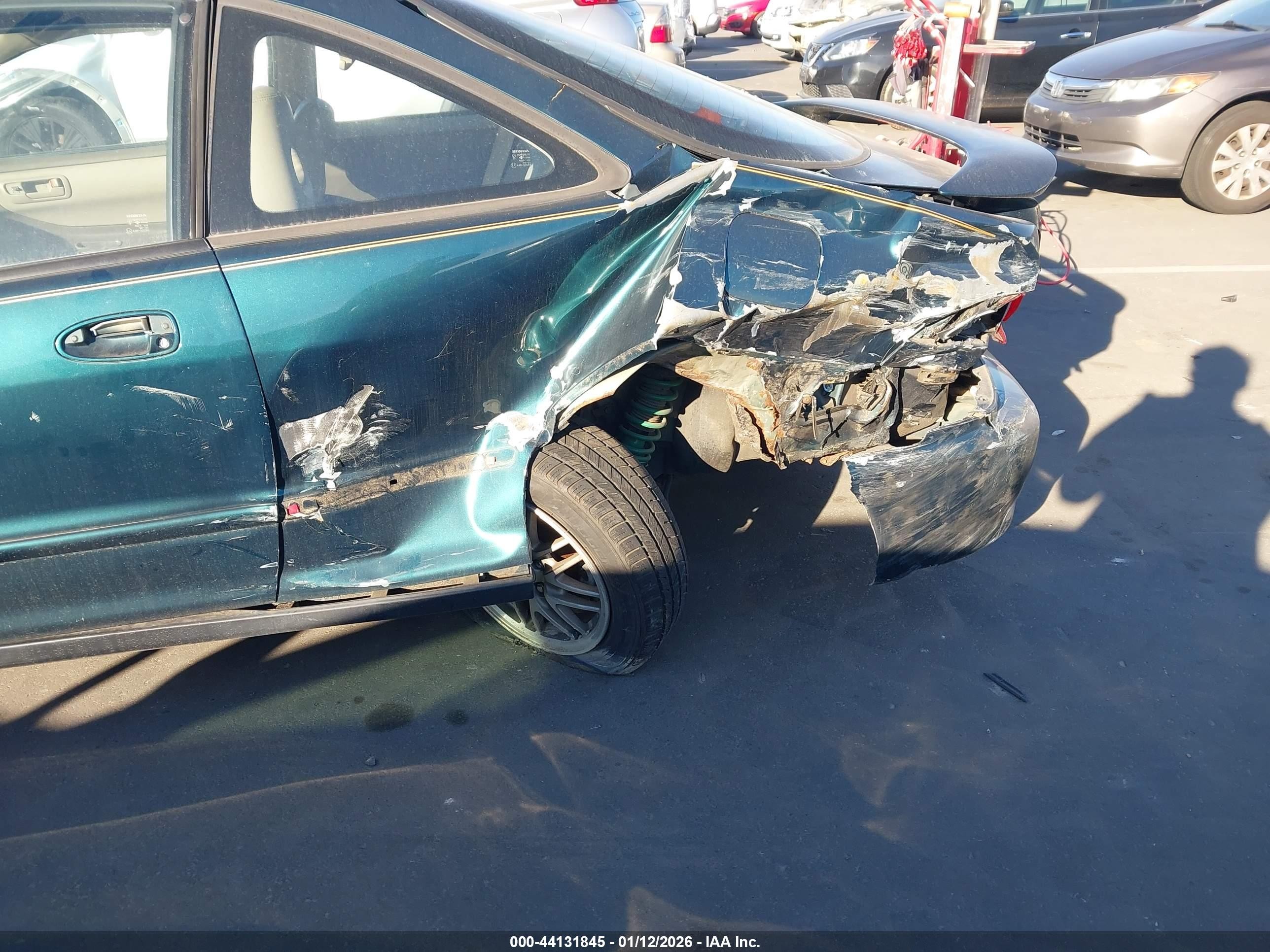 1998 Acura Integra Gs Green vin: JH4DC4468WS019700
