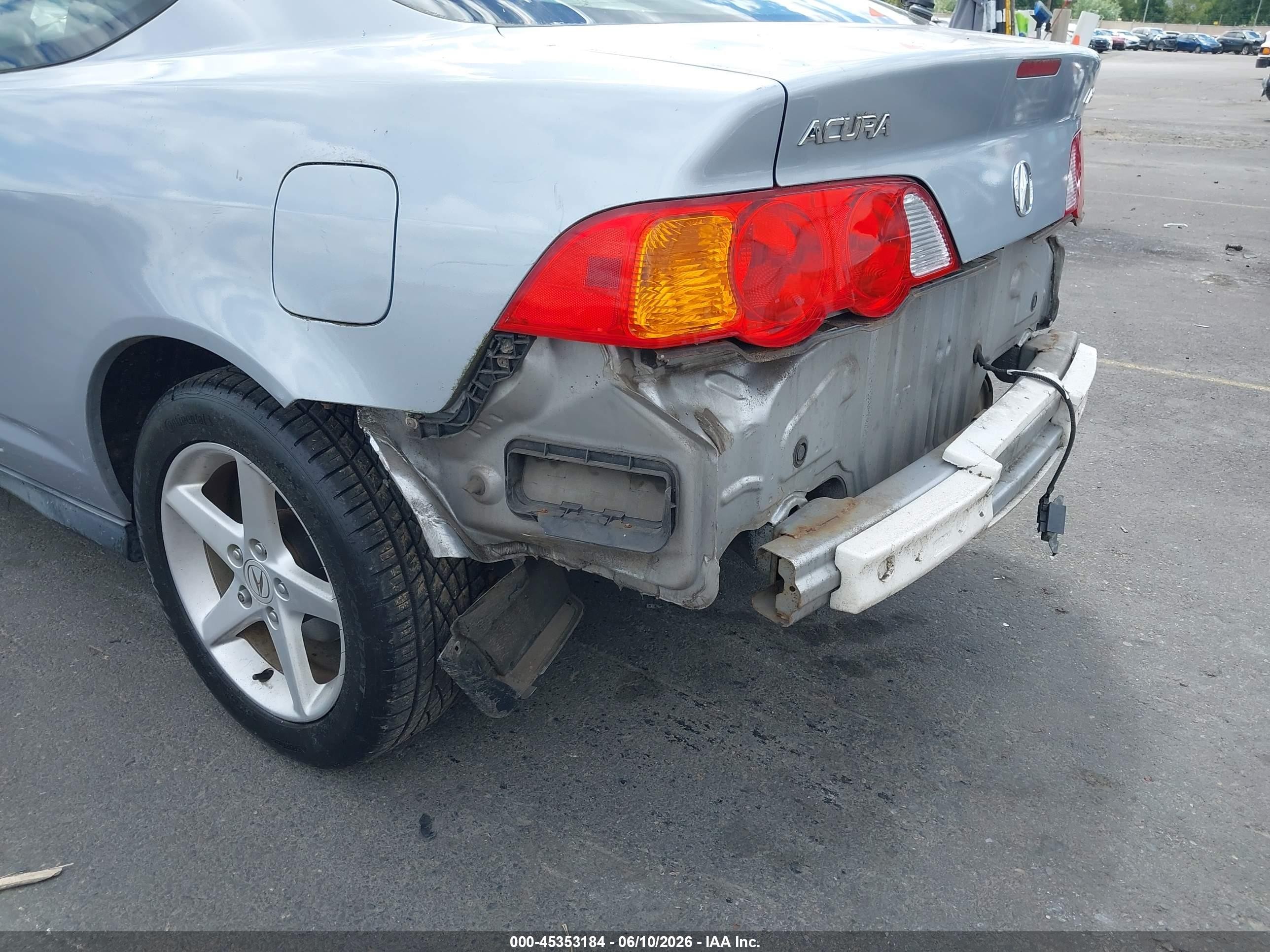 2002 Acura Rsx   Серебряный vin: JH4DC53862C026609