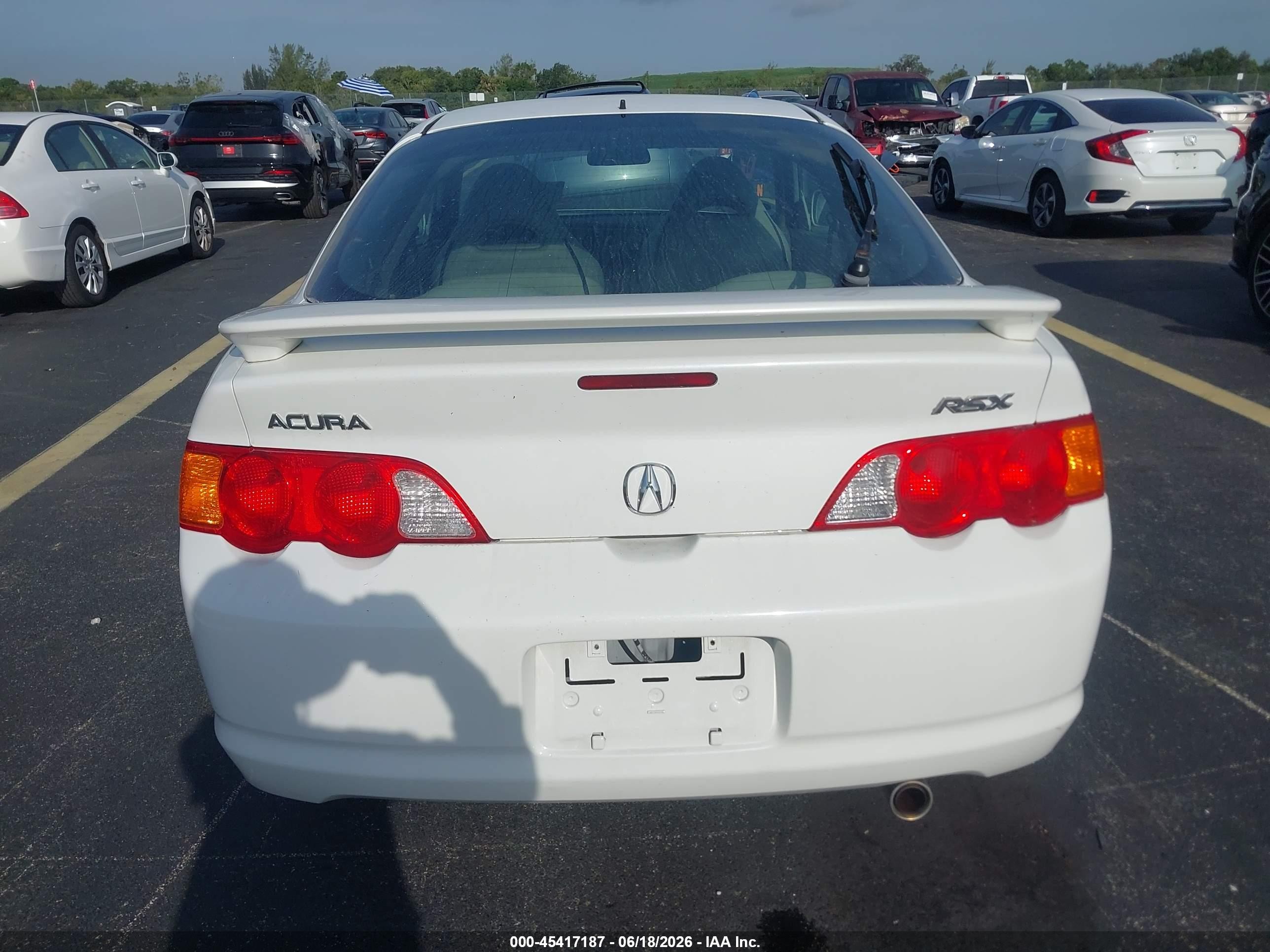 2003 Acura Rsx   White vin: JH4DC54803C014312
