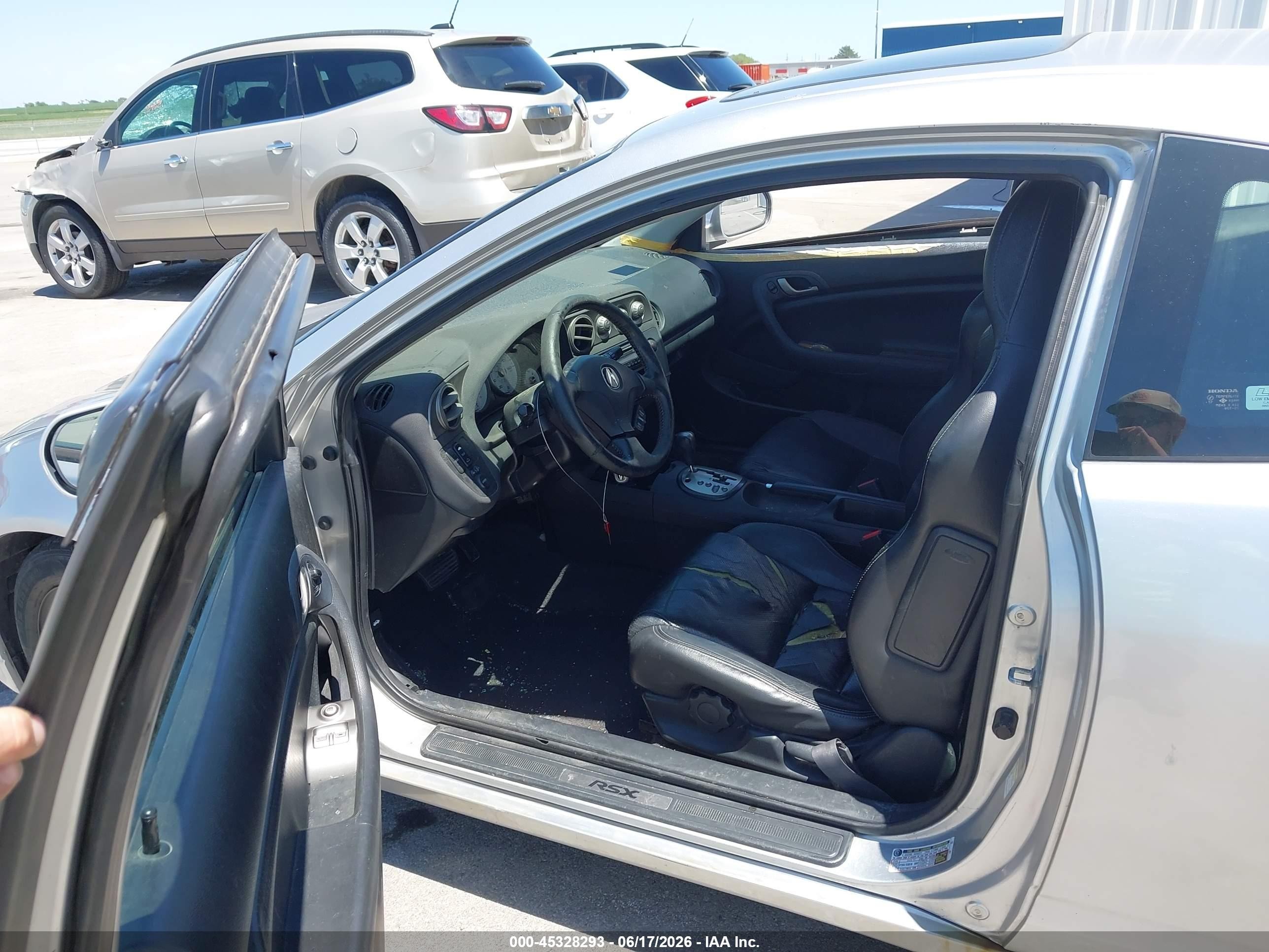2006 Acura Rsx   Silver vin: JH4DC54816S023658