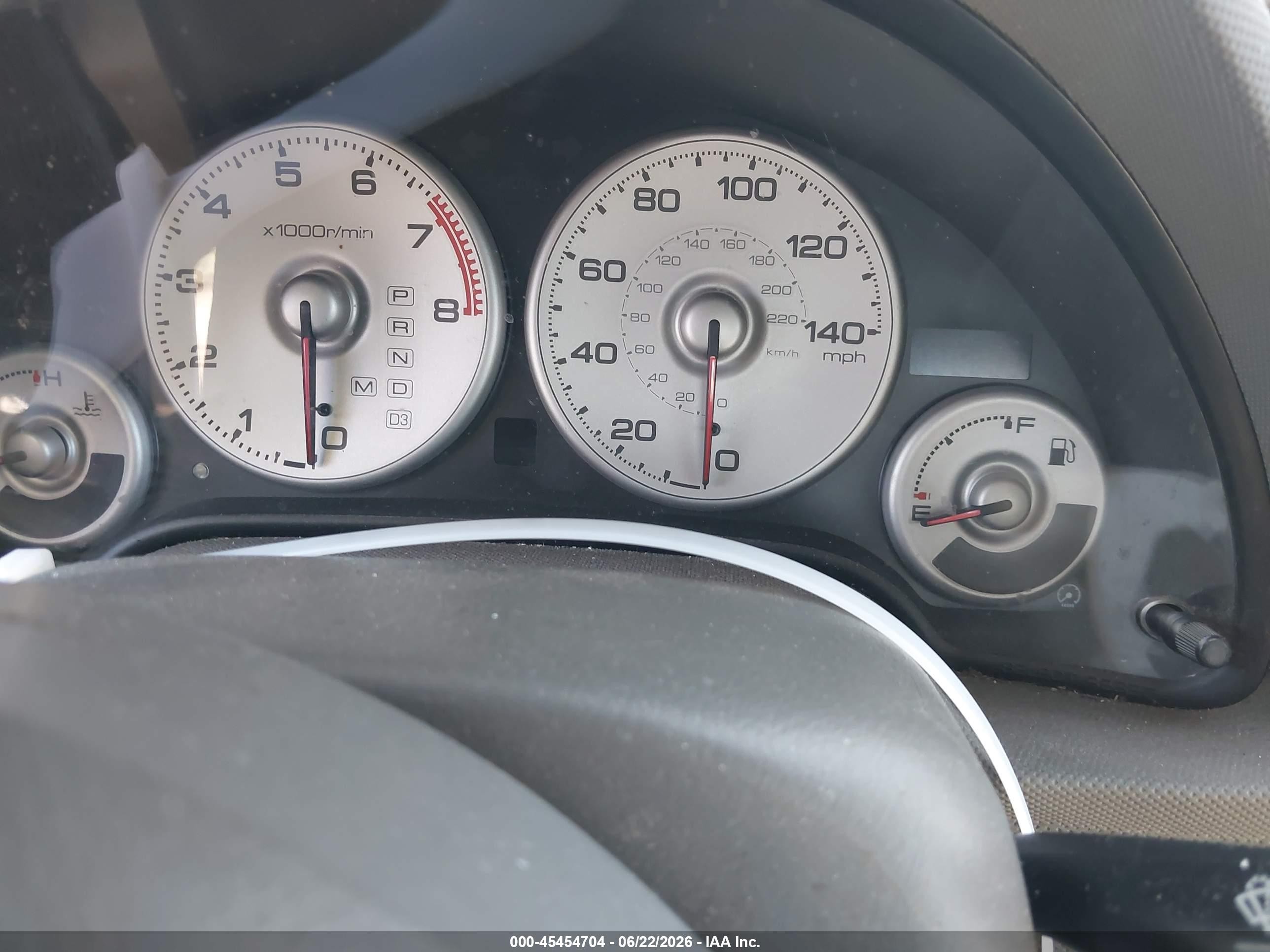 2004 Acura Rsx   White vin: JH4DC54824S006042