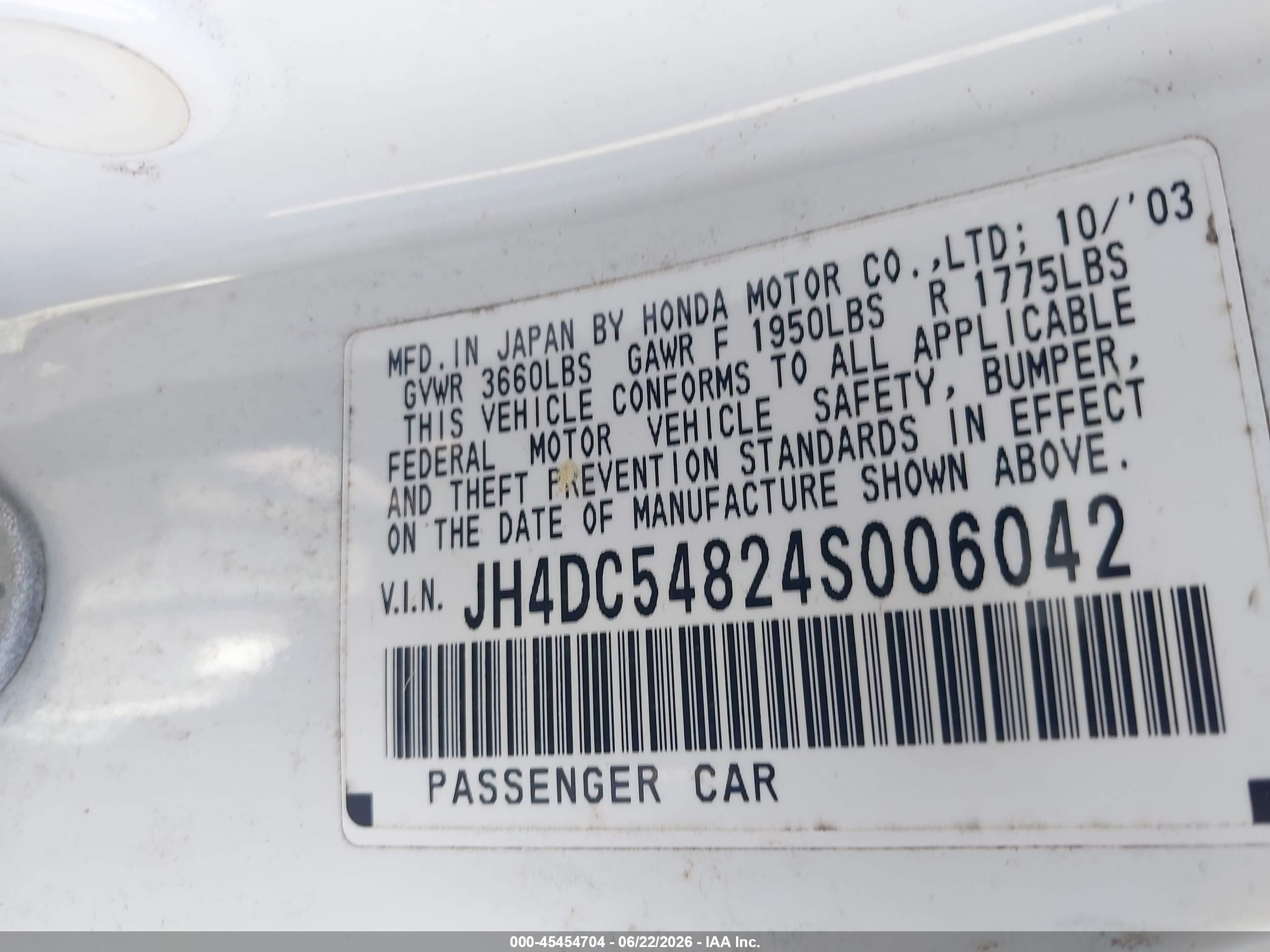 2004 Acura Rsx   White vin: JH4DC54824S006042