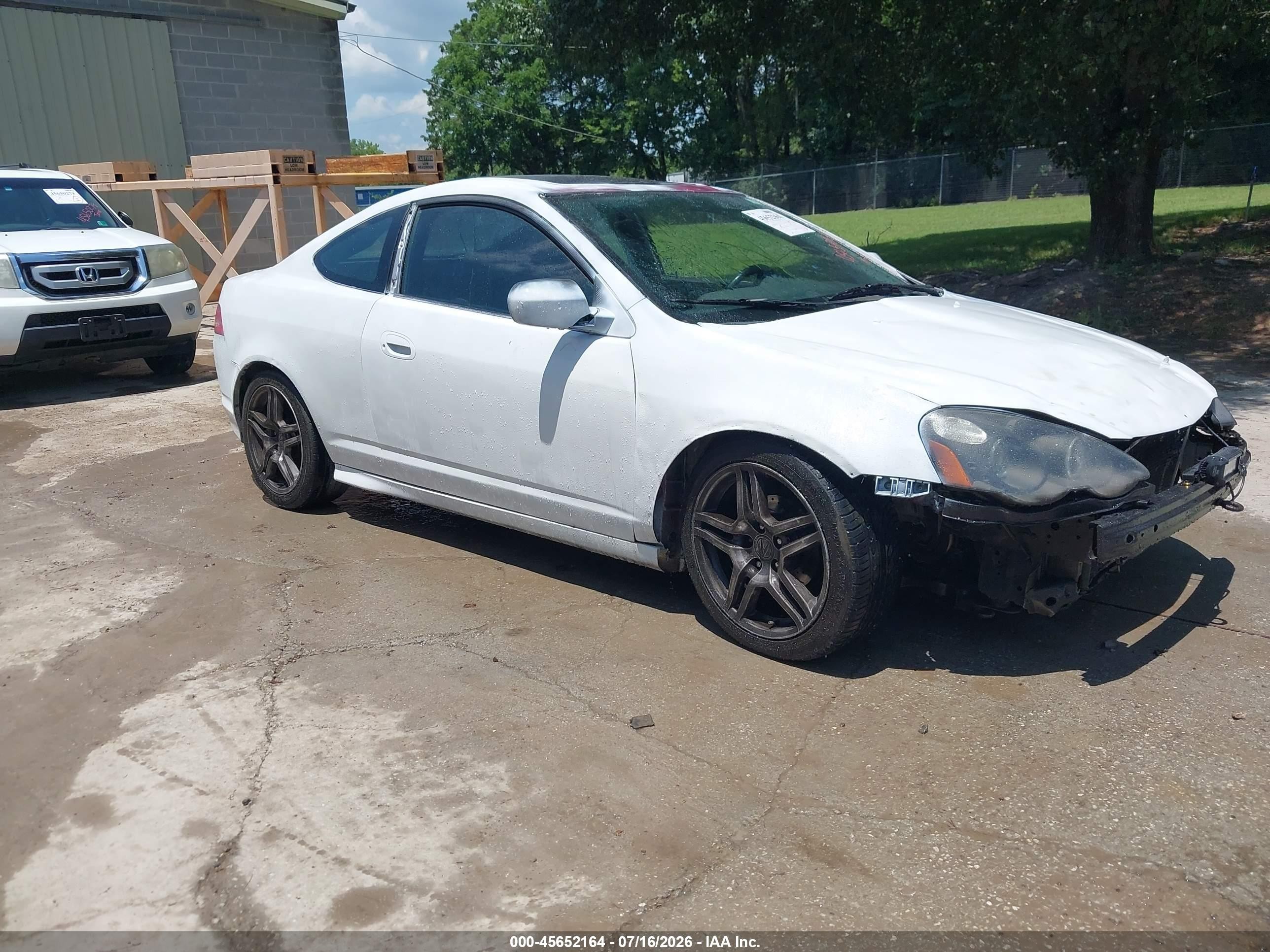 2002 Acura Rsx   White vin: JH4DC54872C040470