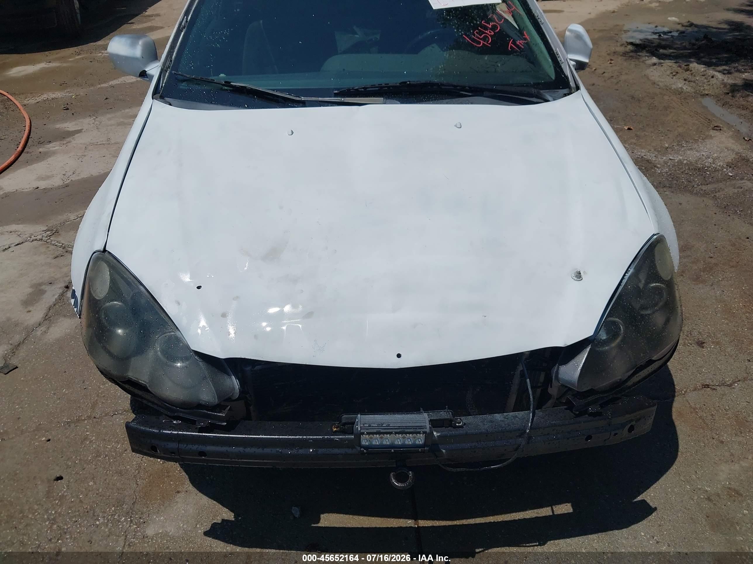 2002 Acura Rsx   White vin: JH4DC54872C040470