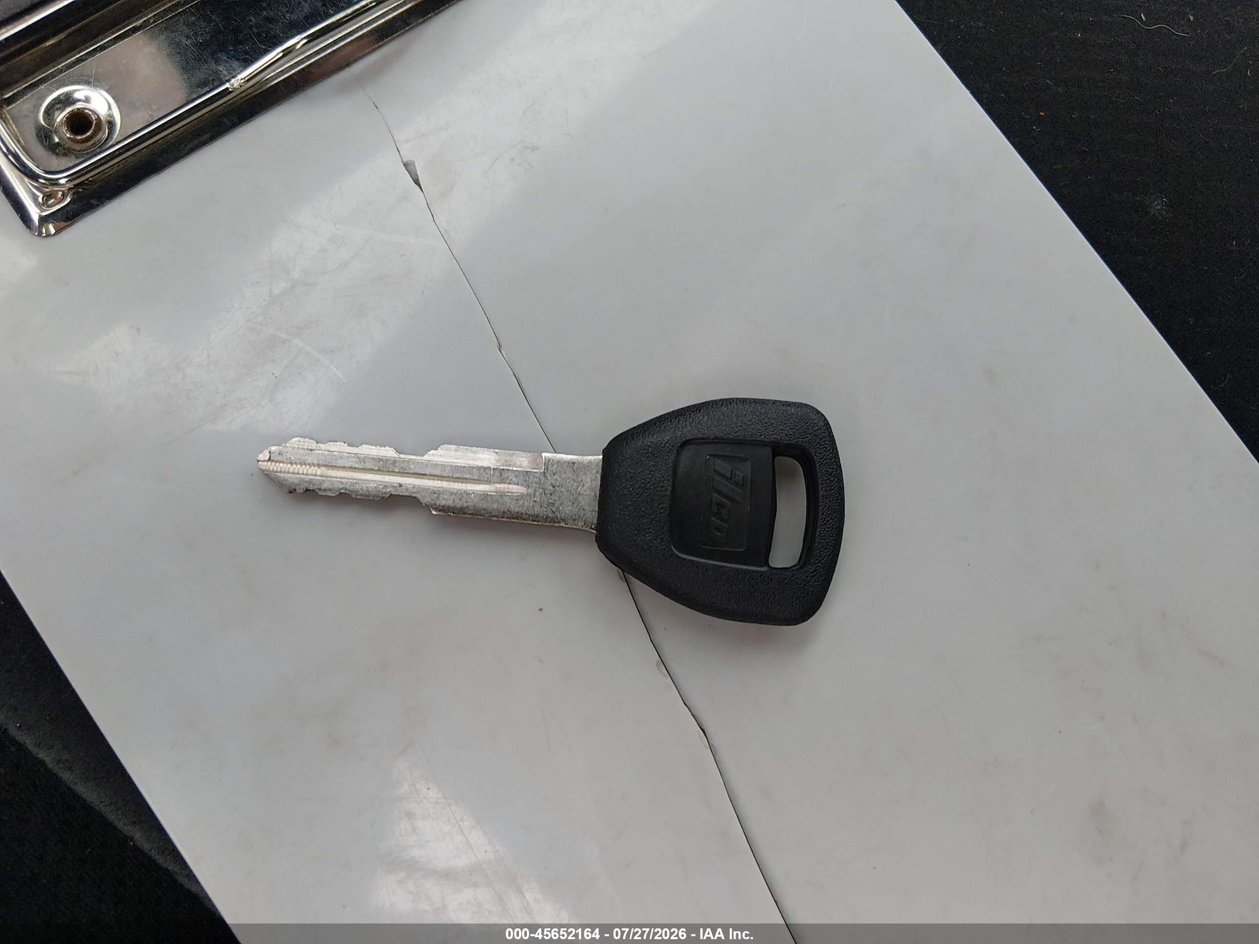 2002 Acura Rsx   White vin: JH4DC54872C040470