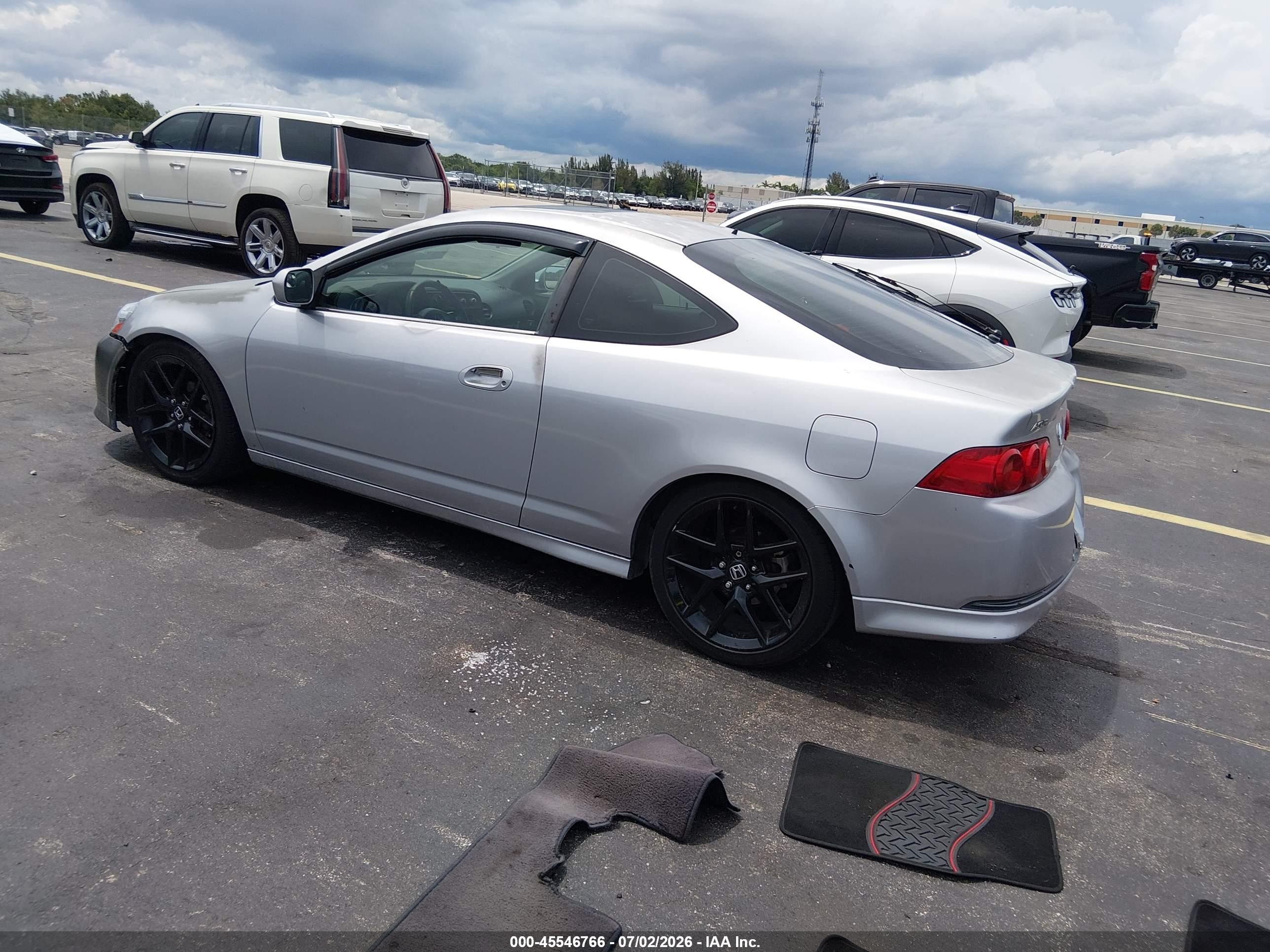 2005 Acura Rsx   Silver vin: JH4DC548X5S005688