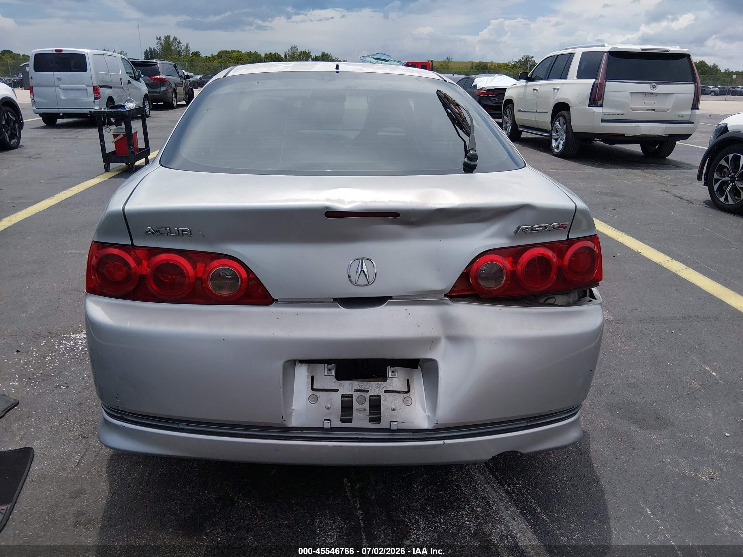 2005 Acura Rsx   Silver vin: JH4DC548X5S005688