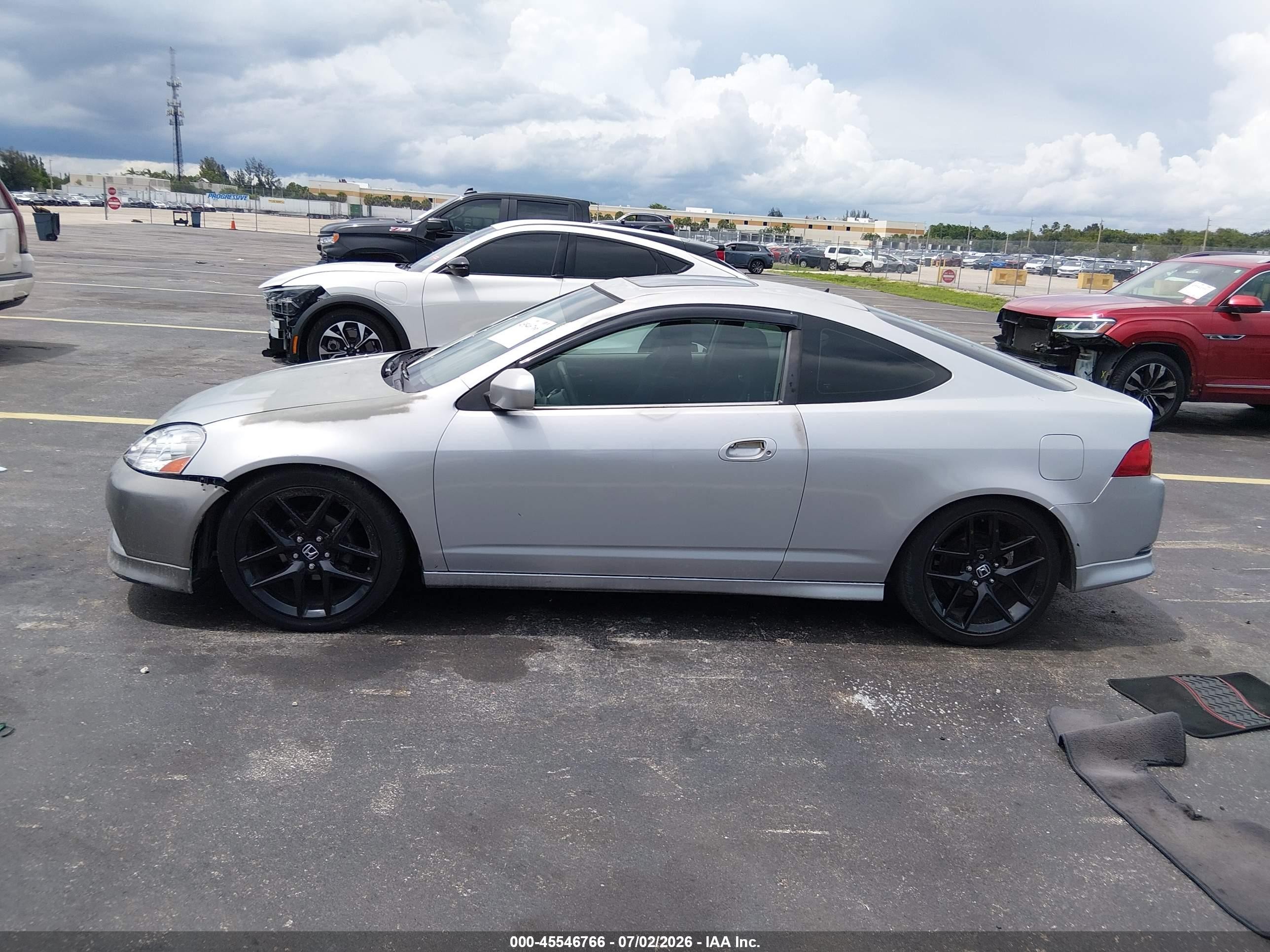 2005 Acura Rsx   Silver vin: JH4DC548X5S005688