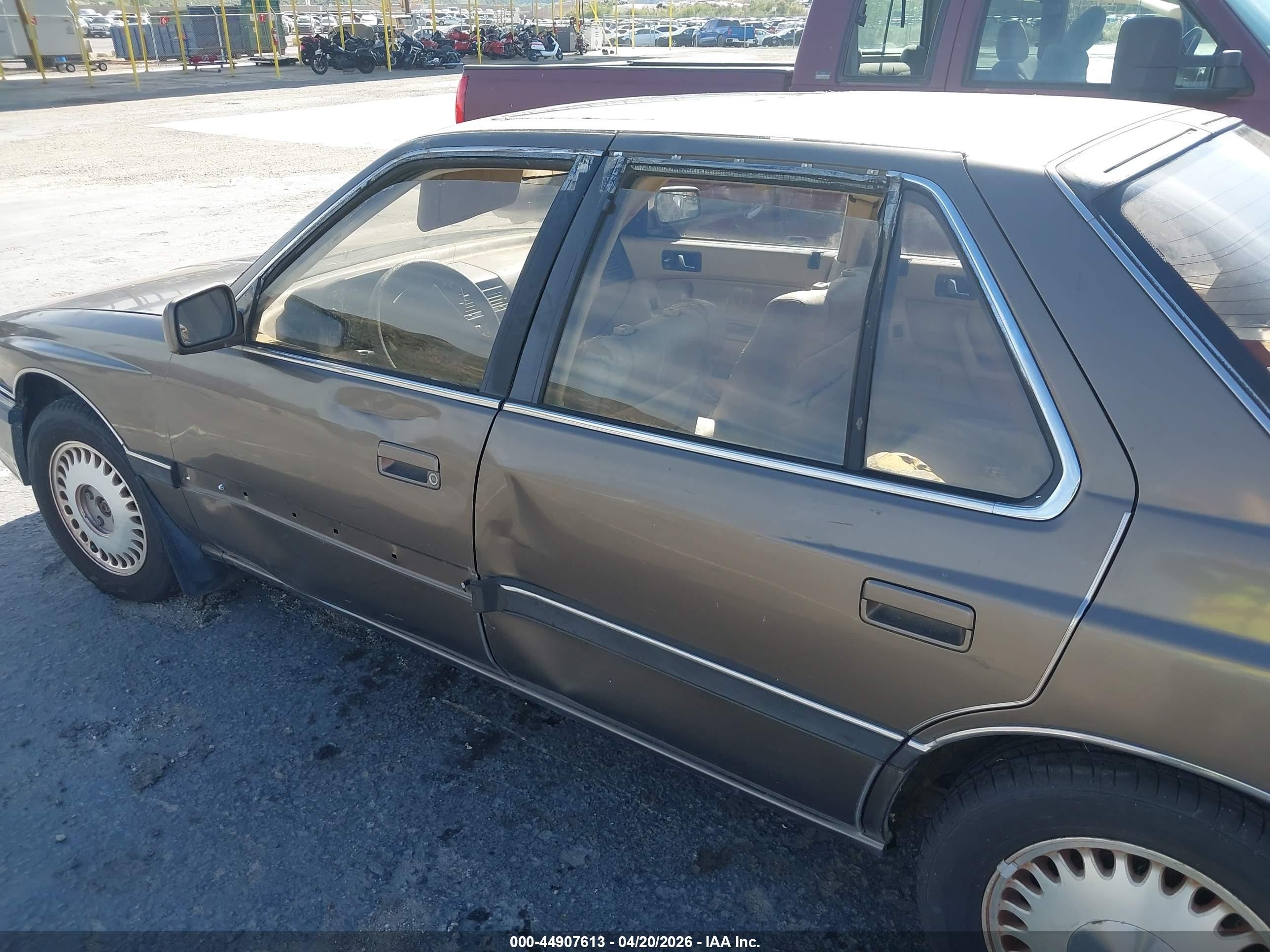 1990 Acura Legend Ls Gray vin: JH4KA4670LC045328