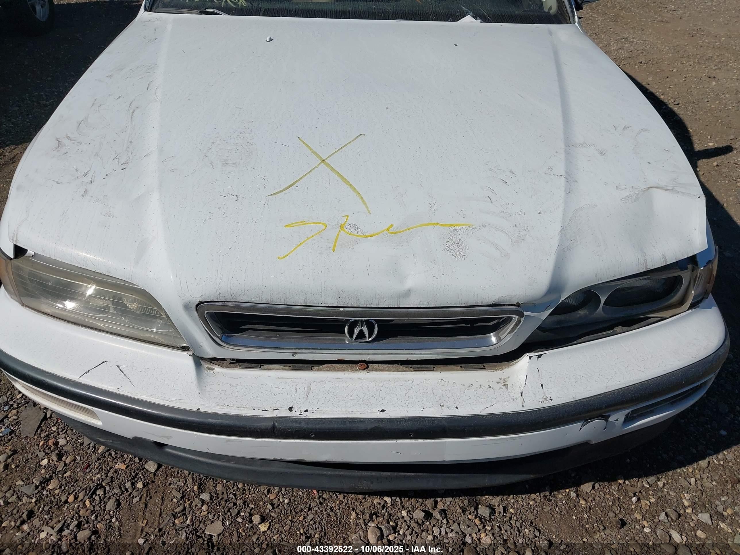 1992 Acura Legend L White vin: JH4KA7664NC006253