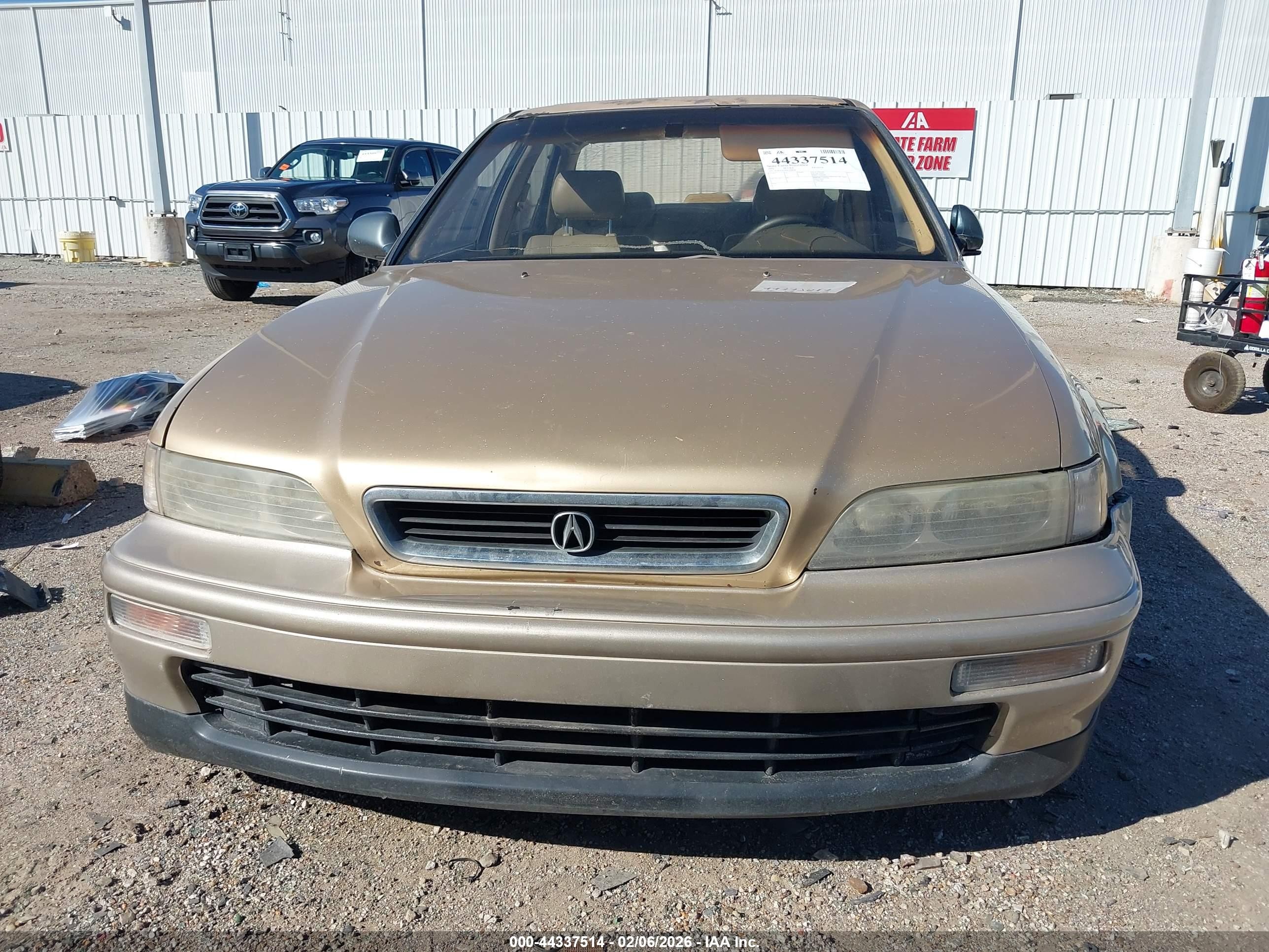 1991 Acura Legend Ls Tan vin: JH4KA7674MC020838