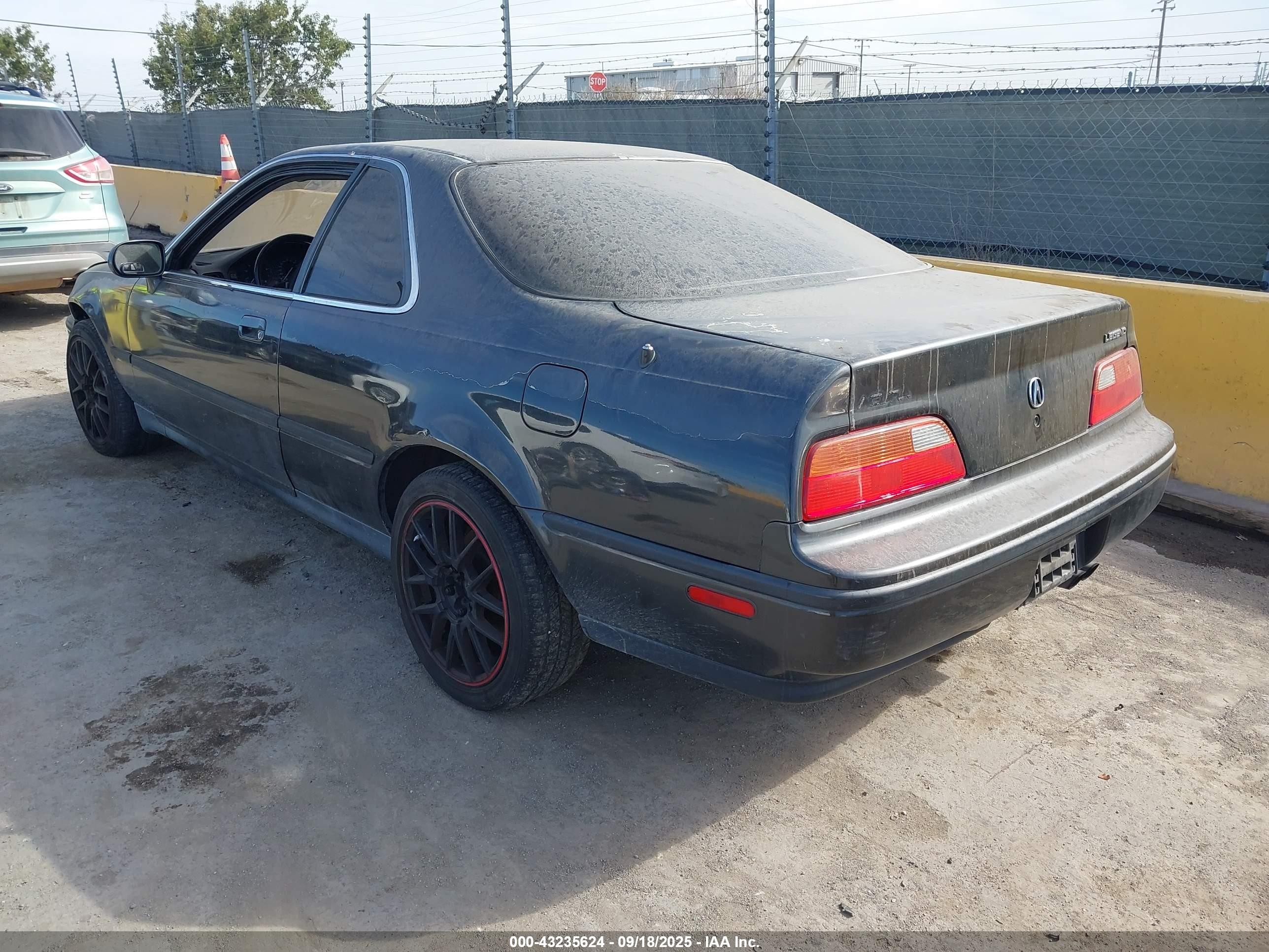 1992 Acura Legend L Black vin: JH4KA8266NC003298
