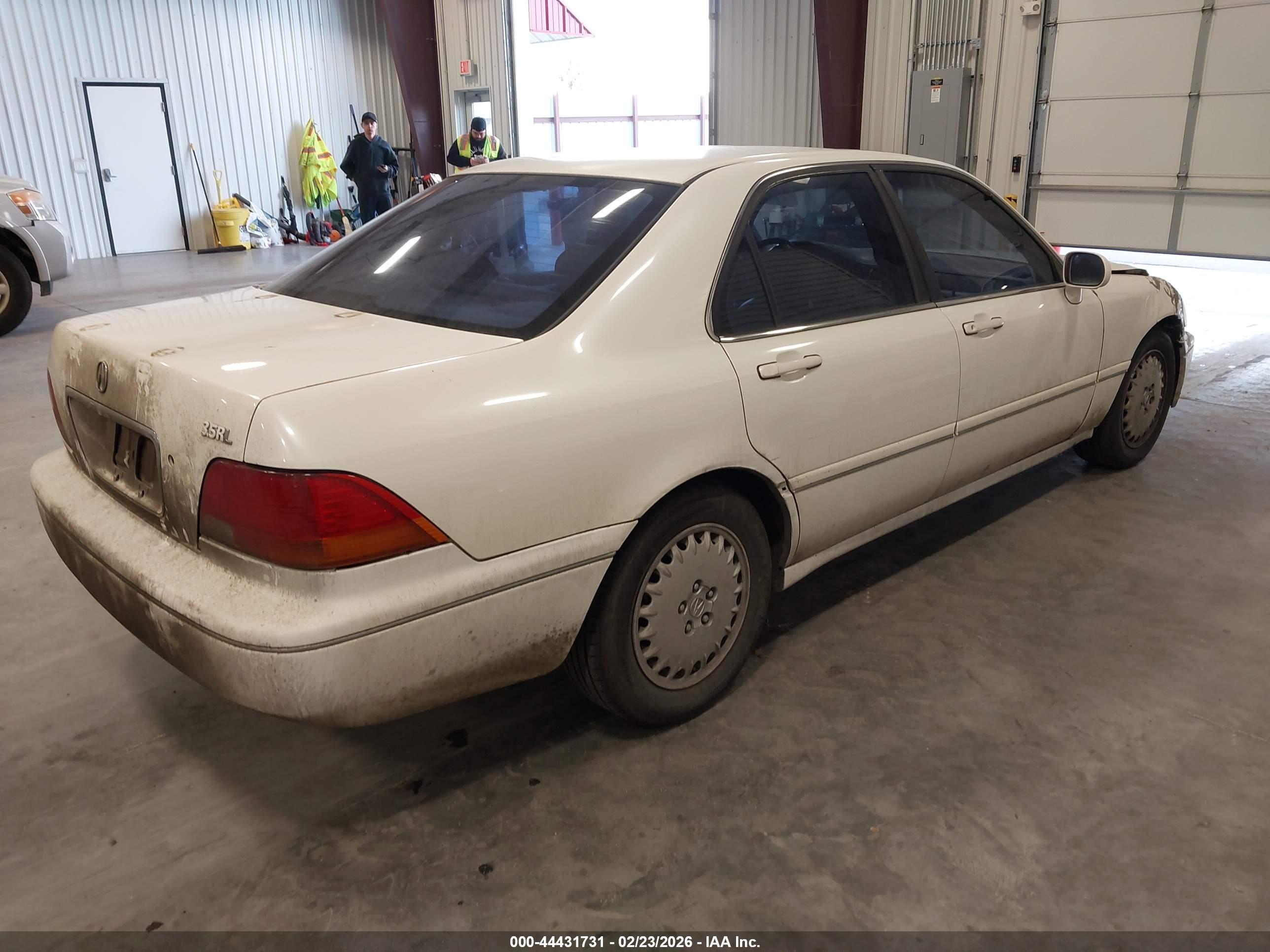 1997 Acura Rl 3.5 White vin: JH4KA9645VC008085