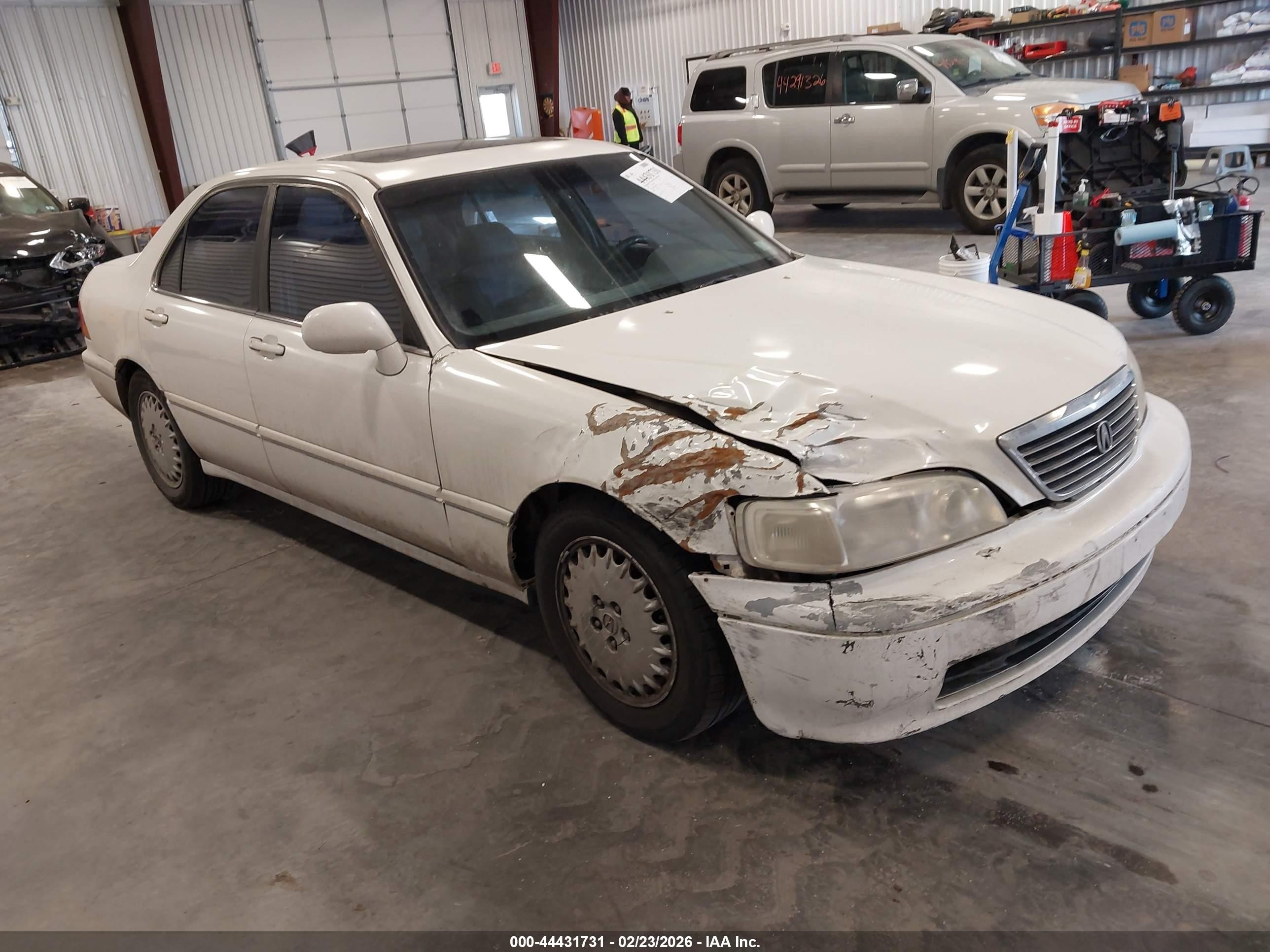 1997 Acura Rl 3.5 White vin: JH4KA9645VC008085