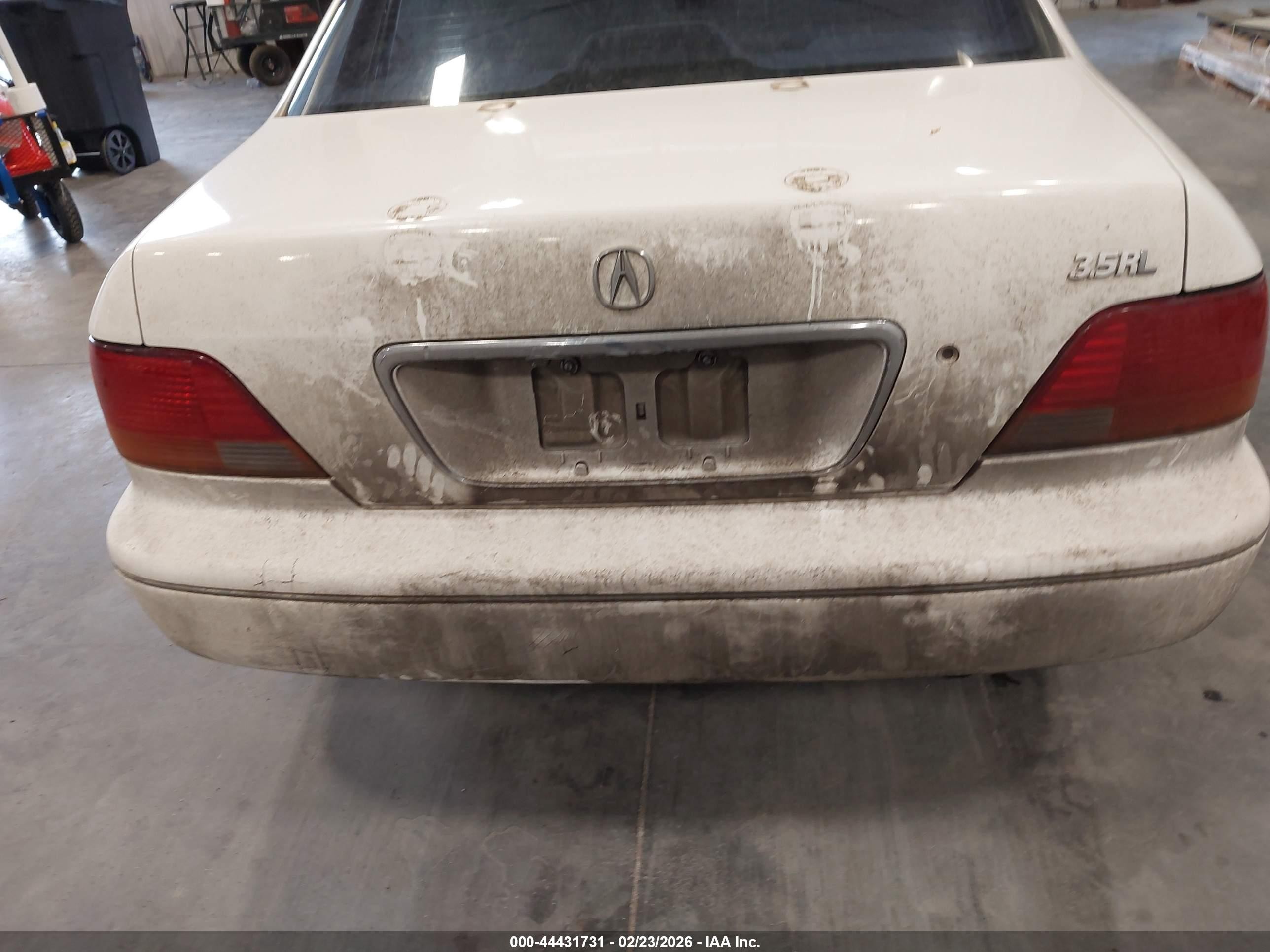 1997 Acura Rl 3.5 White vin: JH4KA9645VC008085